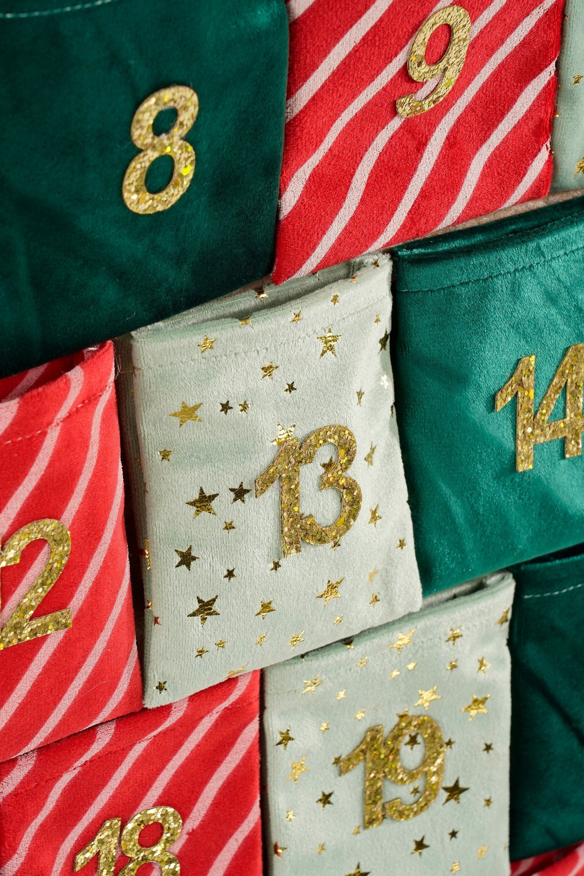 Advent Calendar - L72 X W1 X H51 Cm - Felt - Green, Red