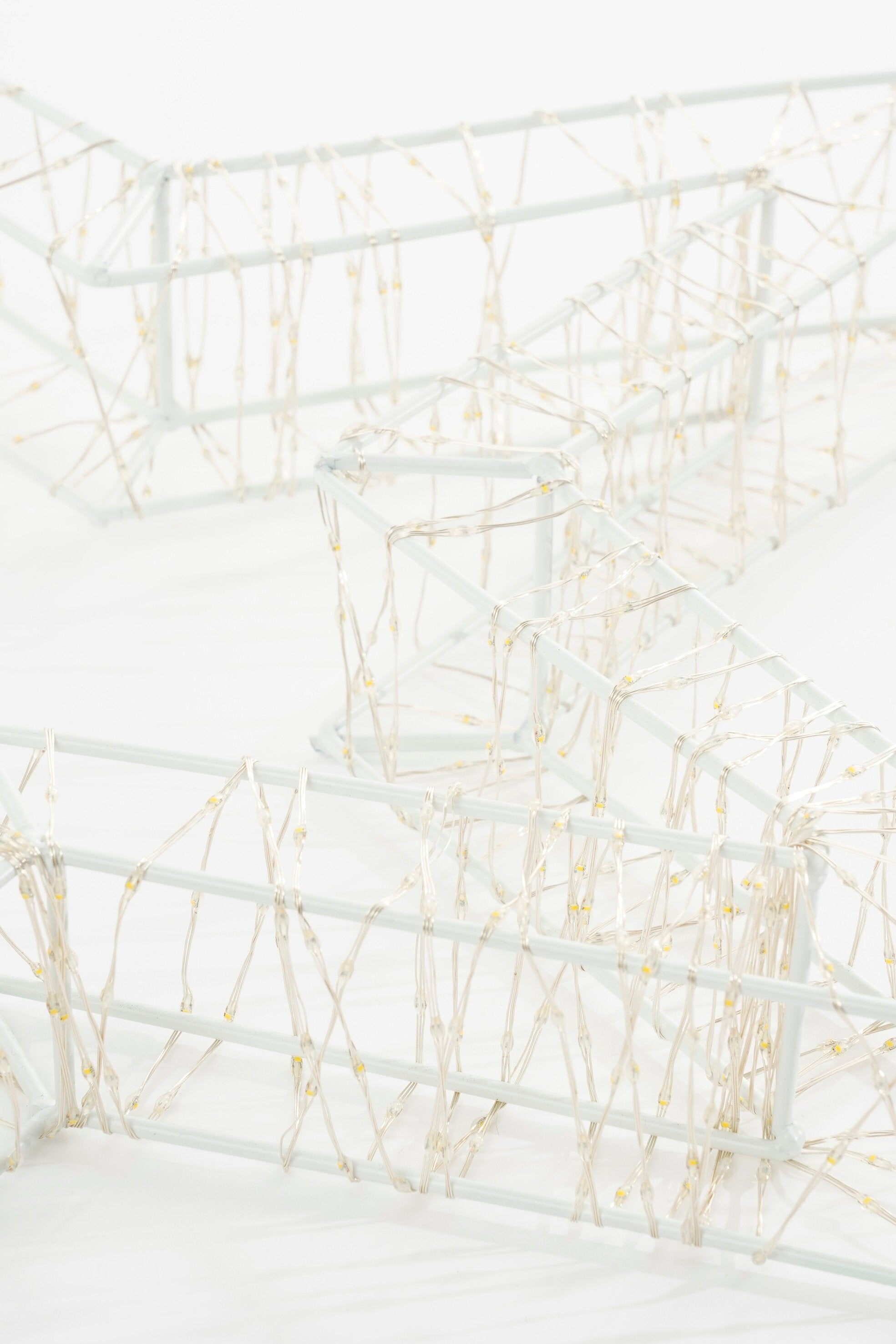 Hanging Star With Warm White Led Lighting - Ø56 Cm - Metal - White