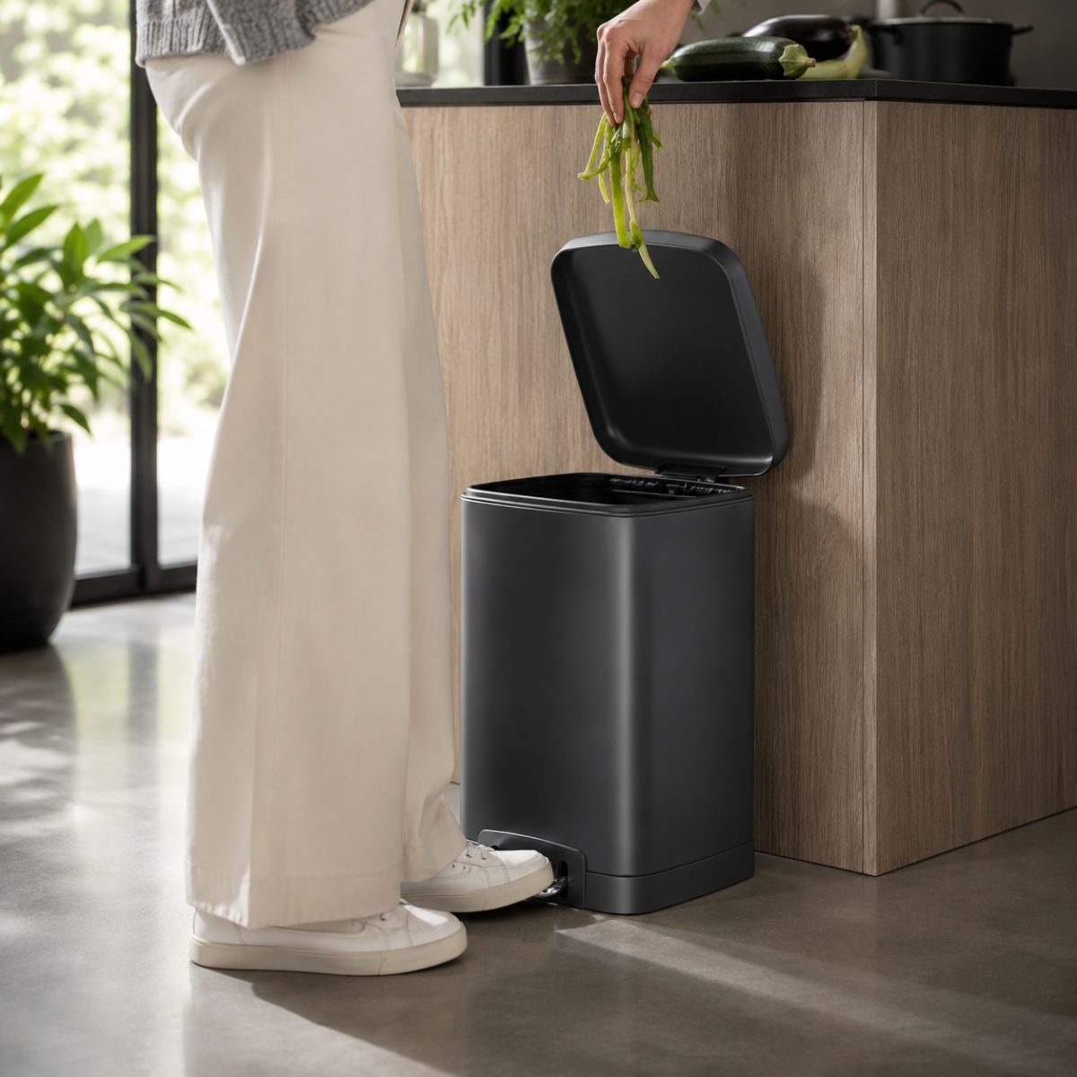 Pedal Bin 12L Soft Close