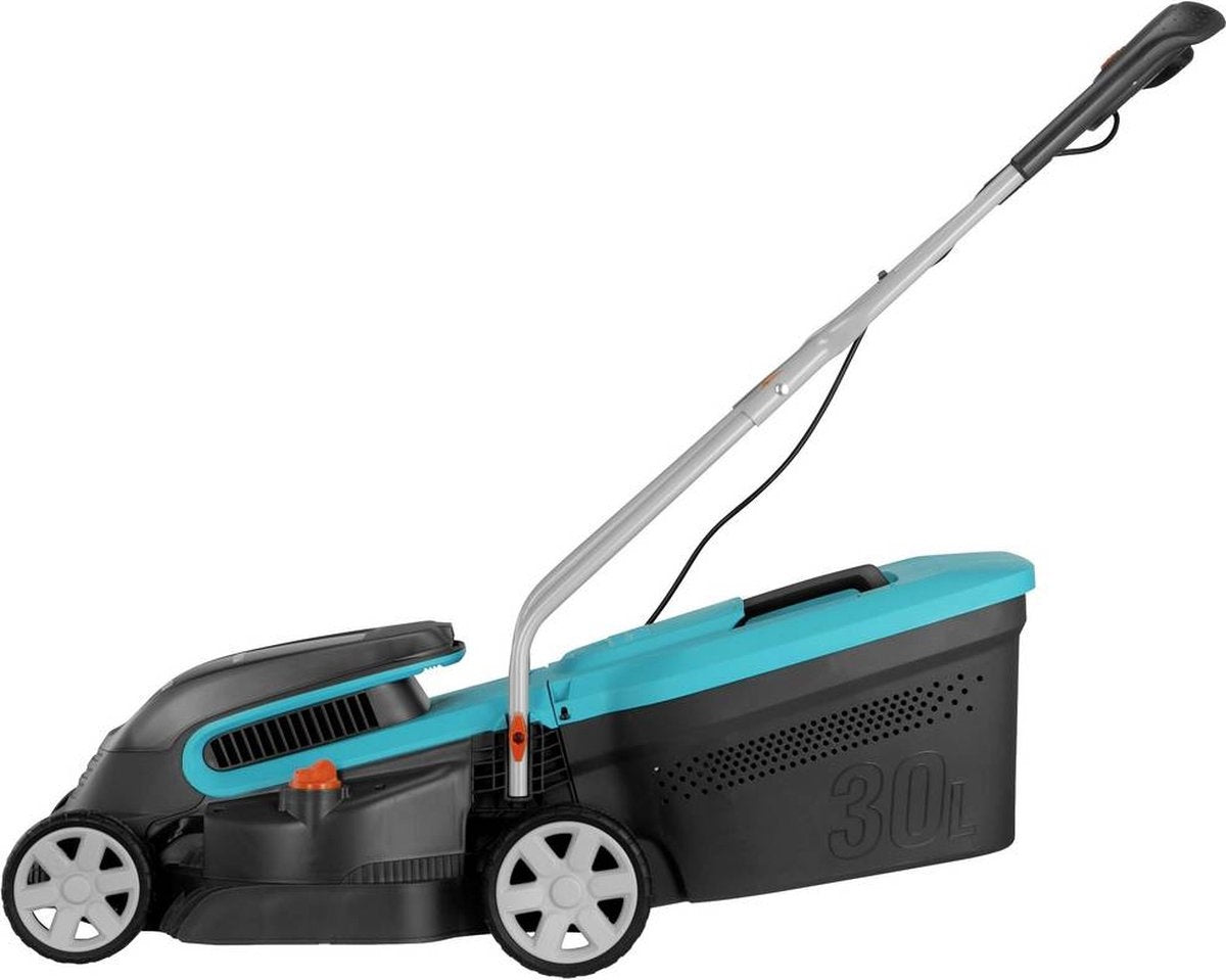  POWERMAX 32/36V P4A ACCU GRASMAAIER 32 CM 200 M² INCLUSIEF TWEE 18V ACCU'S EN LADER