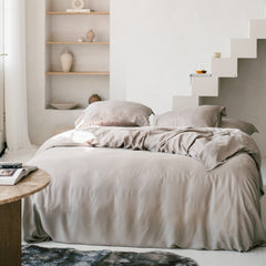 COCO & CICI TENCEL SATEEN DEKBEDOVERTREK TAUPE LITS JUMEAUX 240 X 220 CM + 2 KUSSENSLOPEN 60 X 70 CM