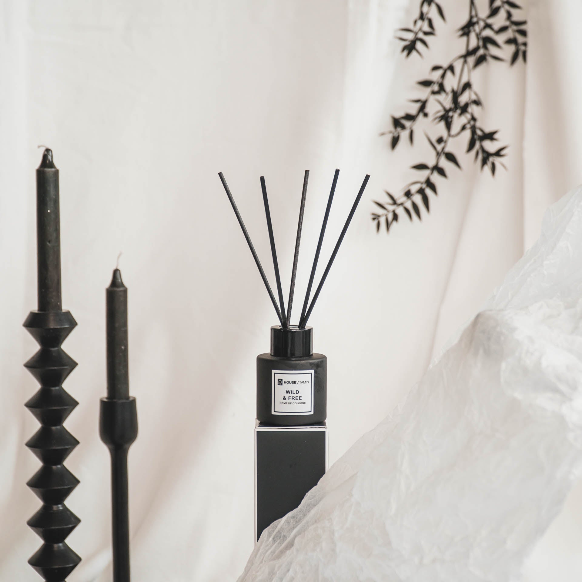 HOUSEVITAMIN REED DIFFUSER GLAS/VEZEL 50ML WILD AND FREE