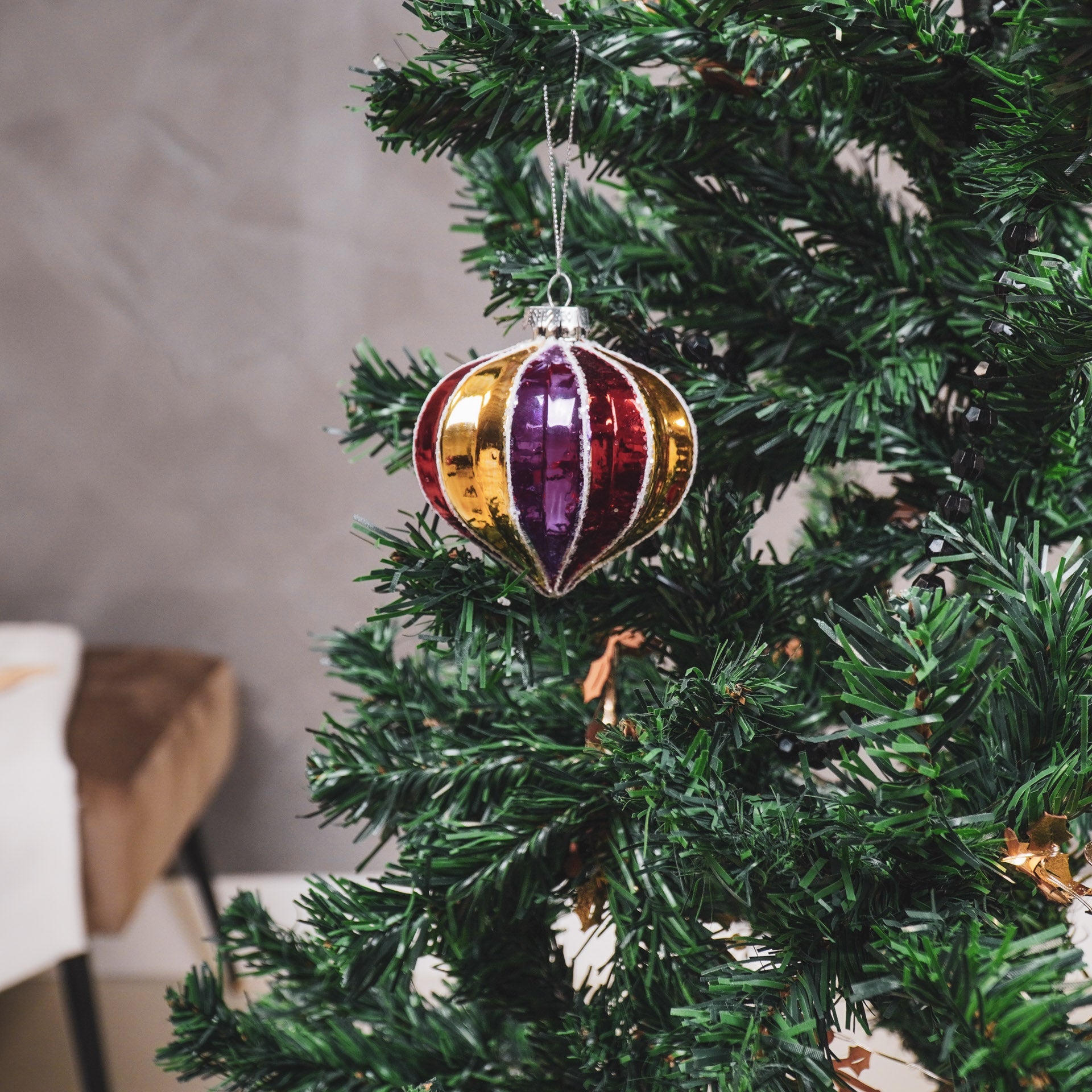 HOUSEVITAMIN KERSTBAL GLAS MULTICOLOR 8 CM