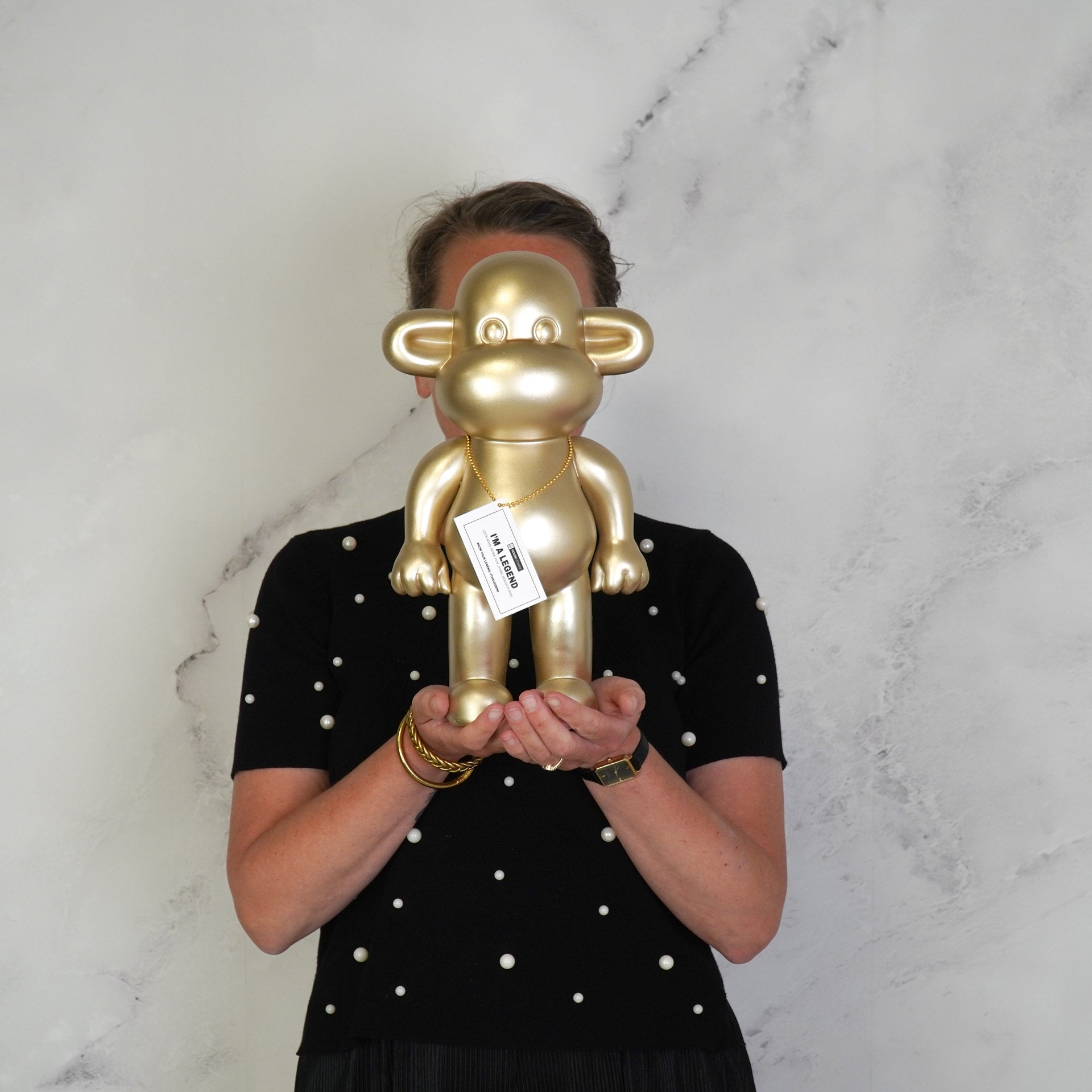 HOUSEVITAMIN APENBEELD THE LEGEND POLYRESIN GOUD 35 CM
