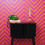 HOUSEVITAMIN KANDELAAR TOFFEE CANDY KERAMIEK ROOD/WIT 13 CM
