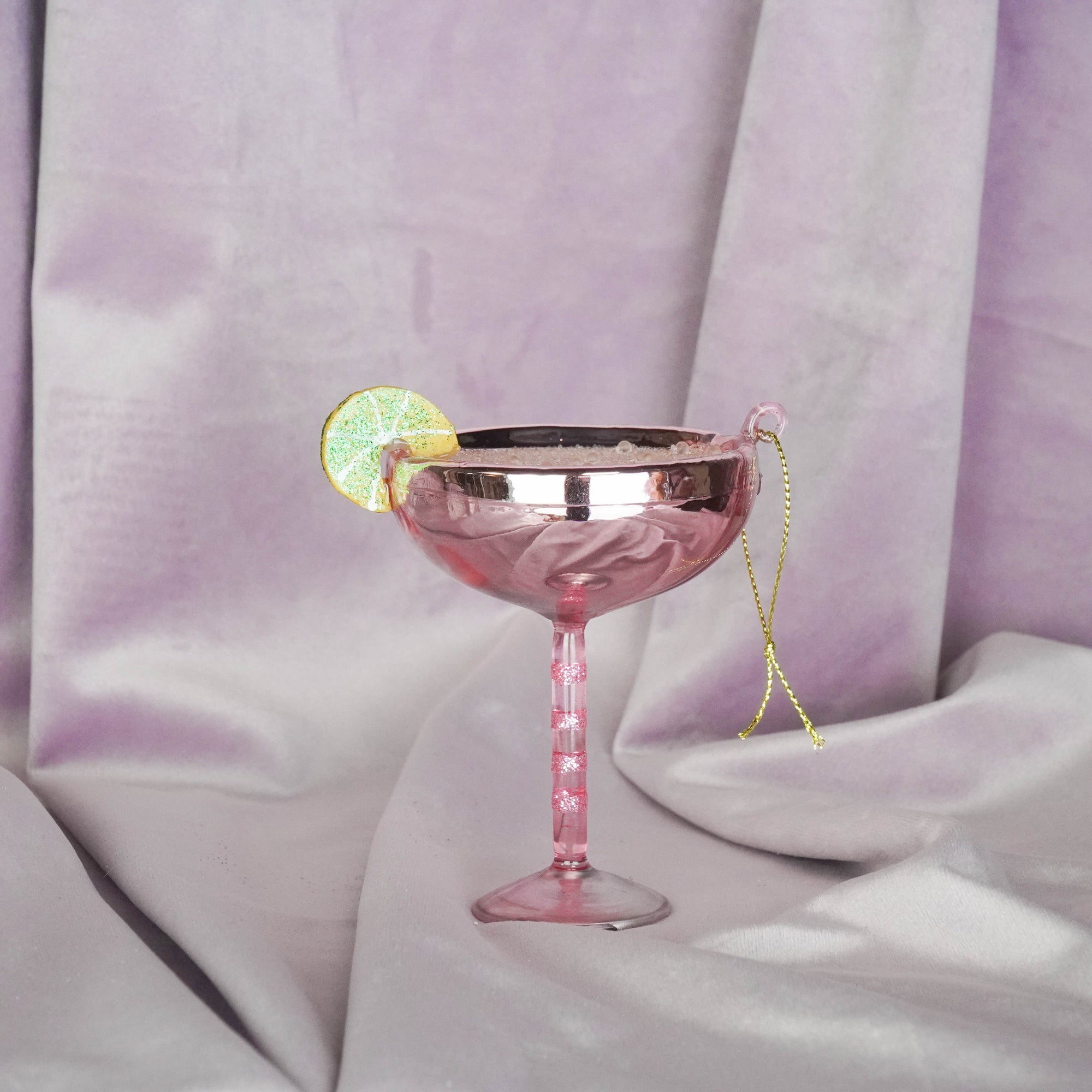 HOUSEVITAMIN KERSTHANGER COCKTAIL MET LIMOEN GLAS ROZE 10 CM