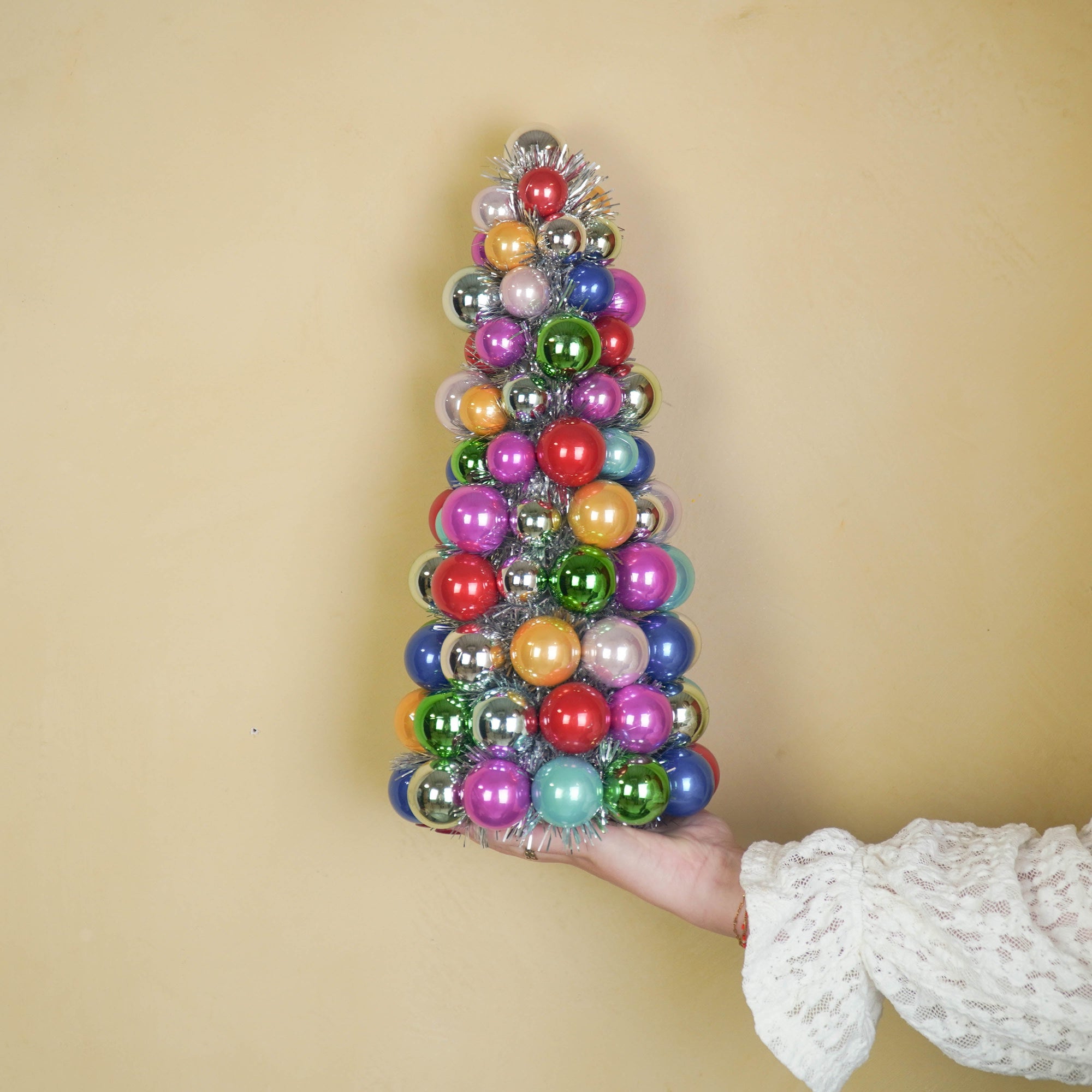HOUSEVITAMIN DECORATIEVE KERSTBOOM KERSTBALLEN MULTICOLOR 41 CM