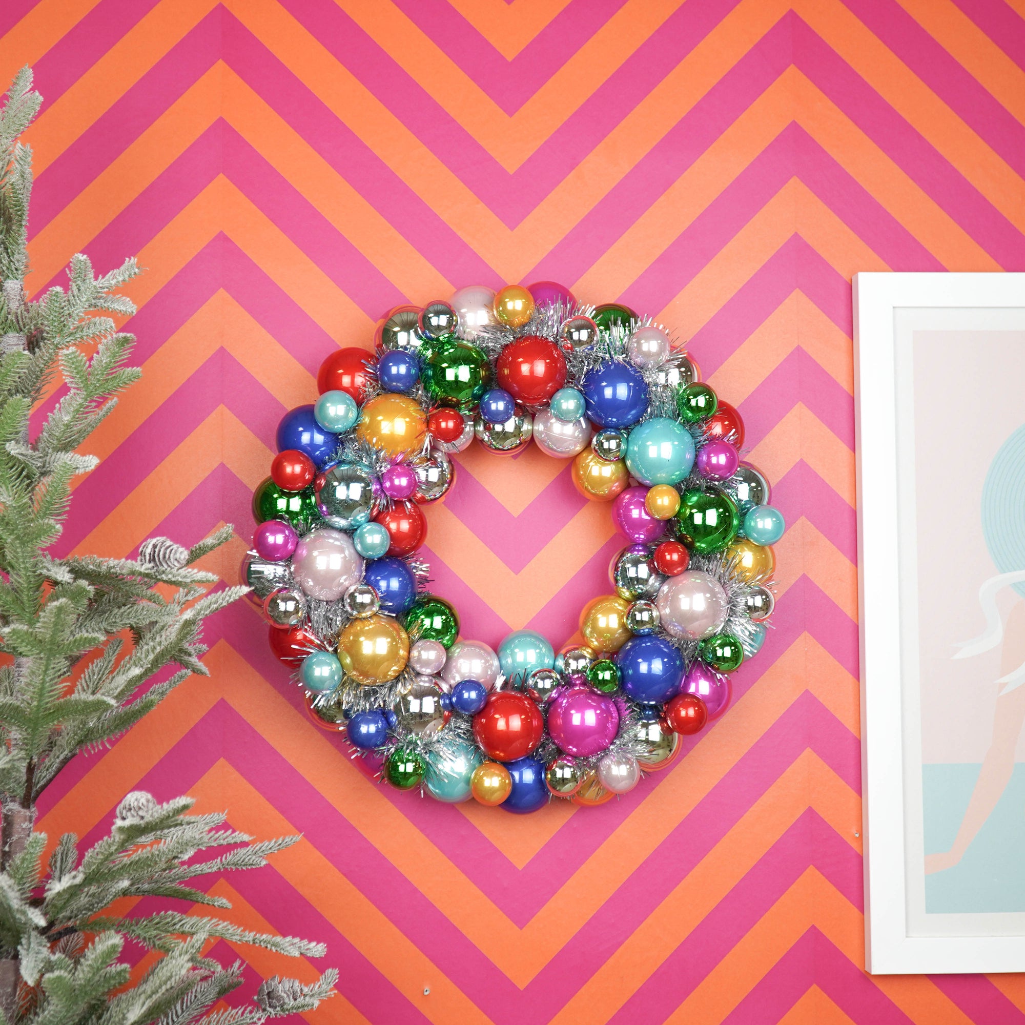 HOUSEVITAMIN KERSTKRANS KERSTBALLEN KUNSTSTOF MULTICOLOR 34 CM