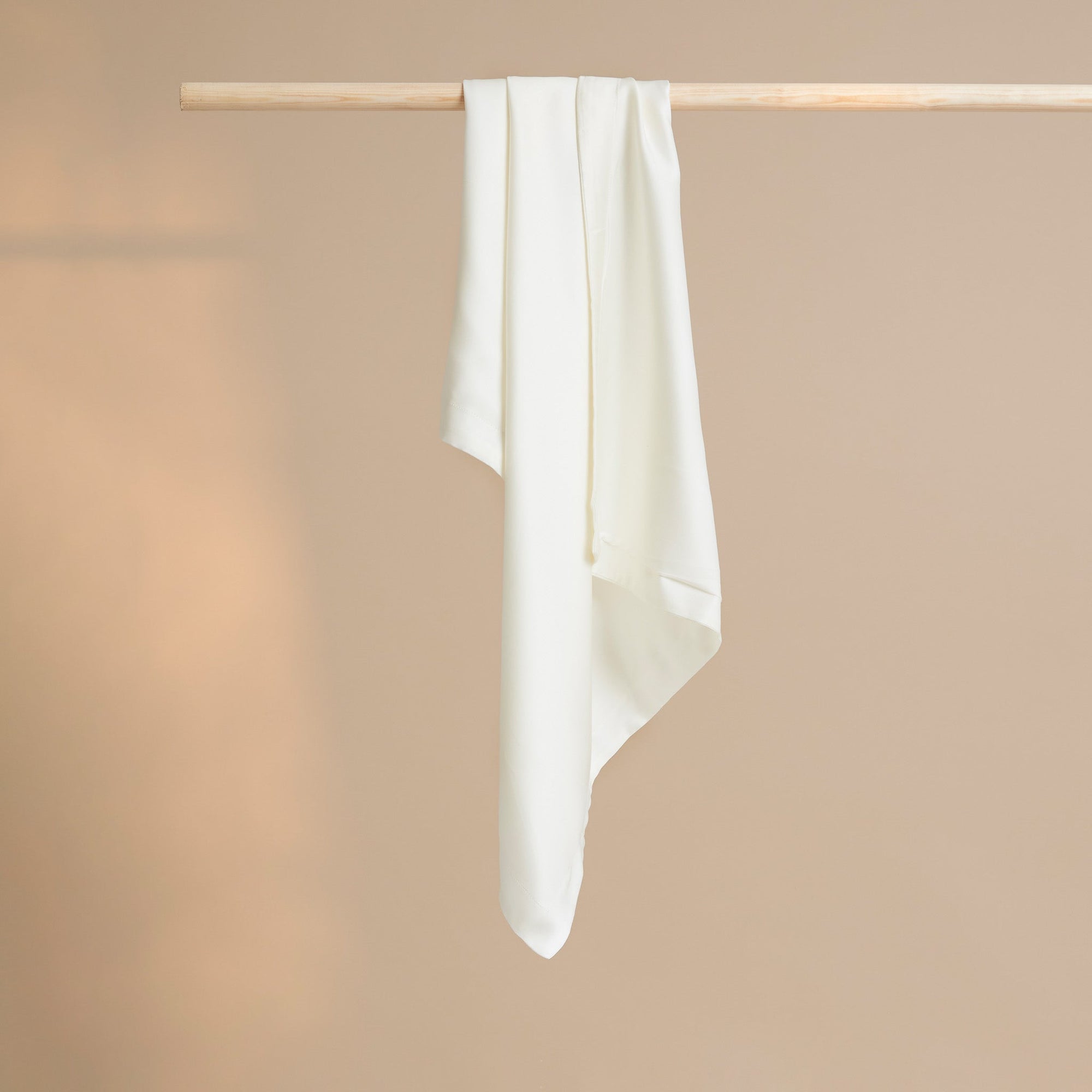 COCO & CICI TENCEL SATEEN KUSSENSLOOP OFF WHITE - 1 KUSSENSLOOP 40X80