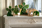 J-Line decoratieve kerstboom Pine Tree Bow mangohout groen/naturel klein 25 cm