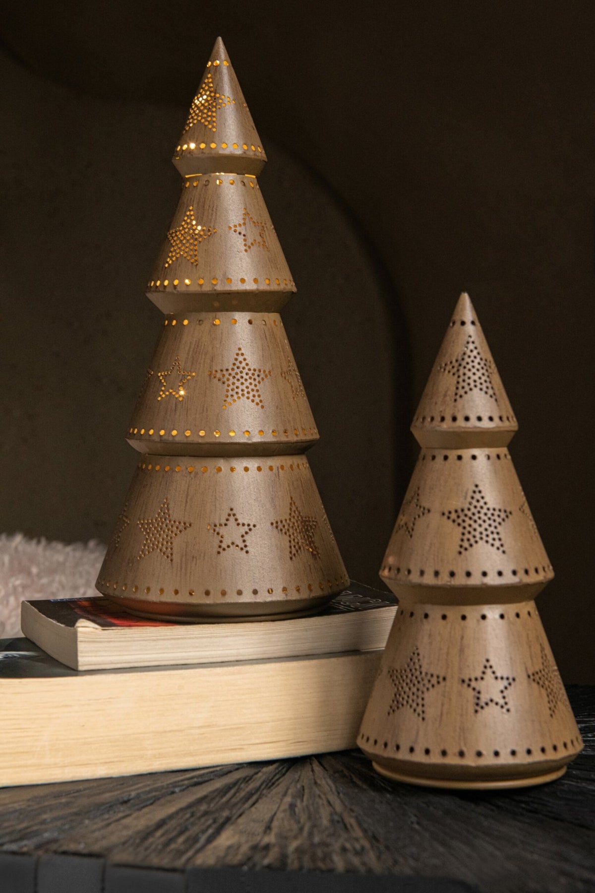 J-Line LED-kerstboom met sterren ijzer bruin large 28 cm