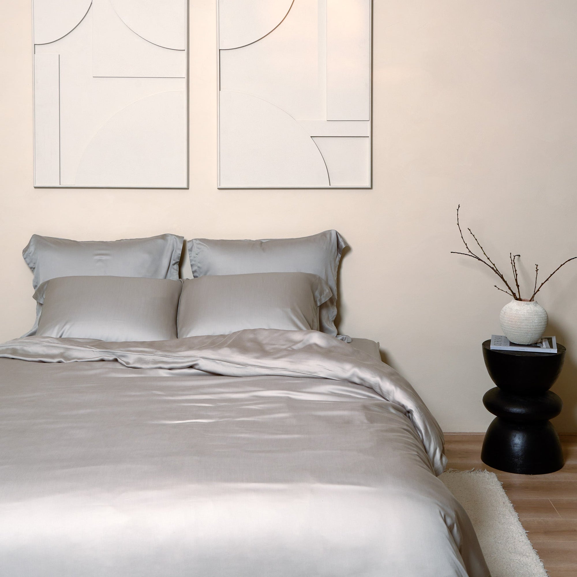 Coco & Cici - TENCEL - Sateen Kussensloop Taupe - 1 kussensloop 80x80 - Tuincentrum Lopik