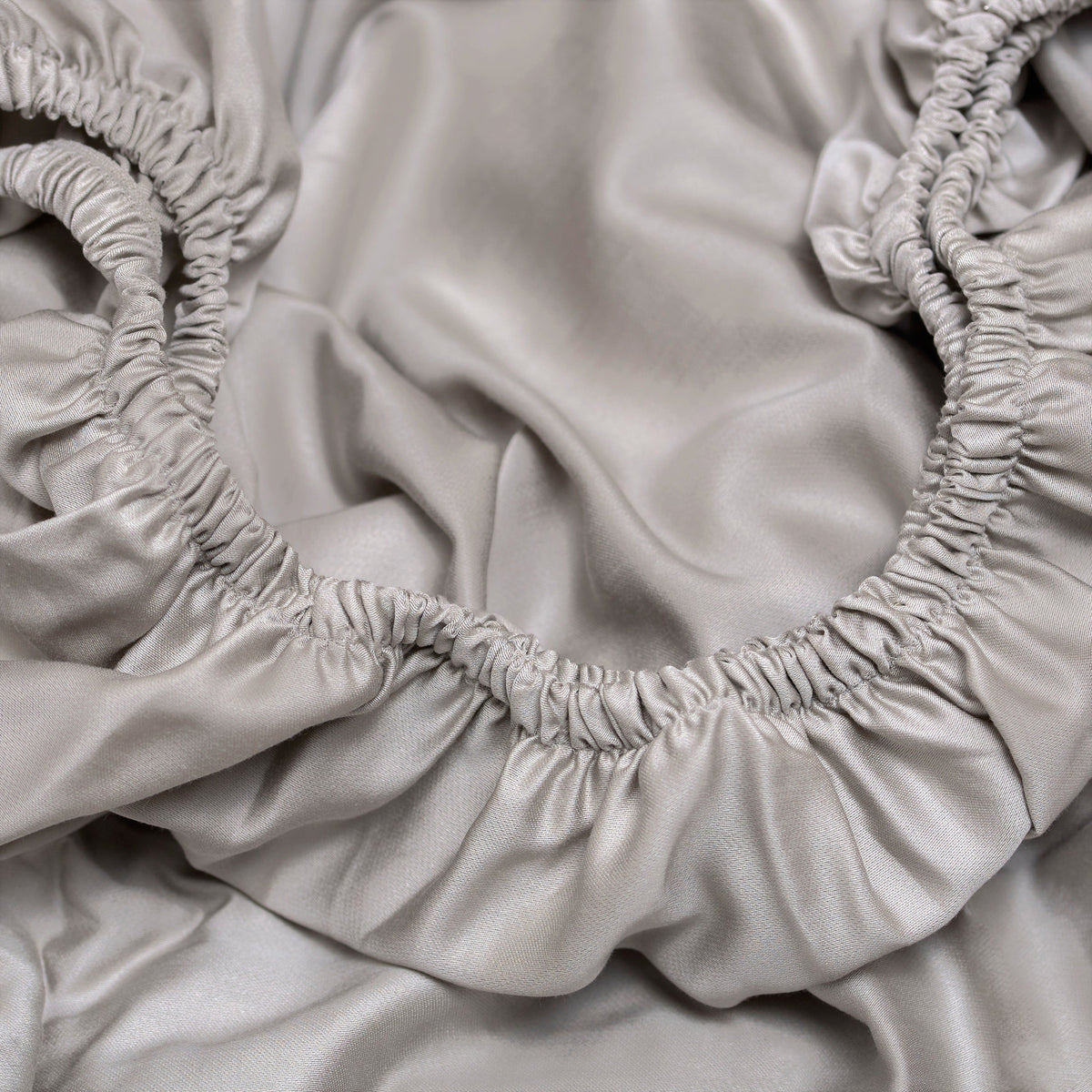COCO & CICI TENCEL SATEEN TOPPER HOESLAKEN 200 X 220 X 10 CM