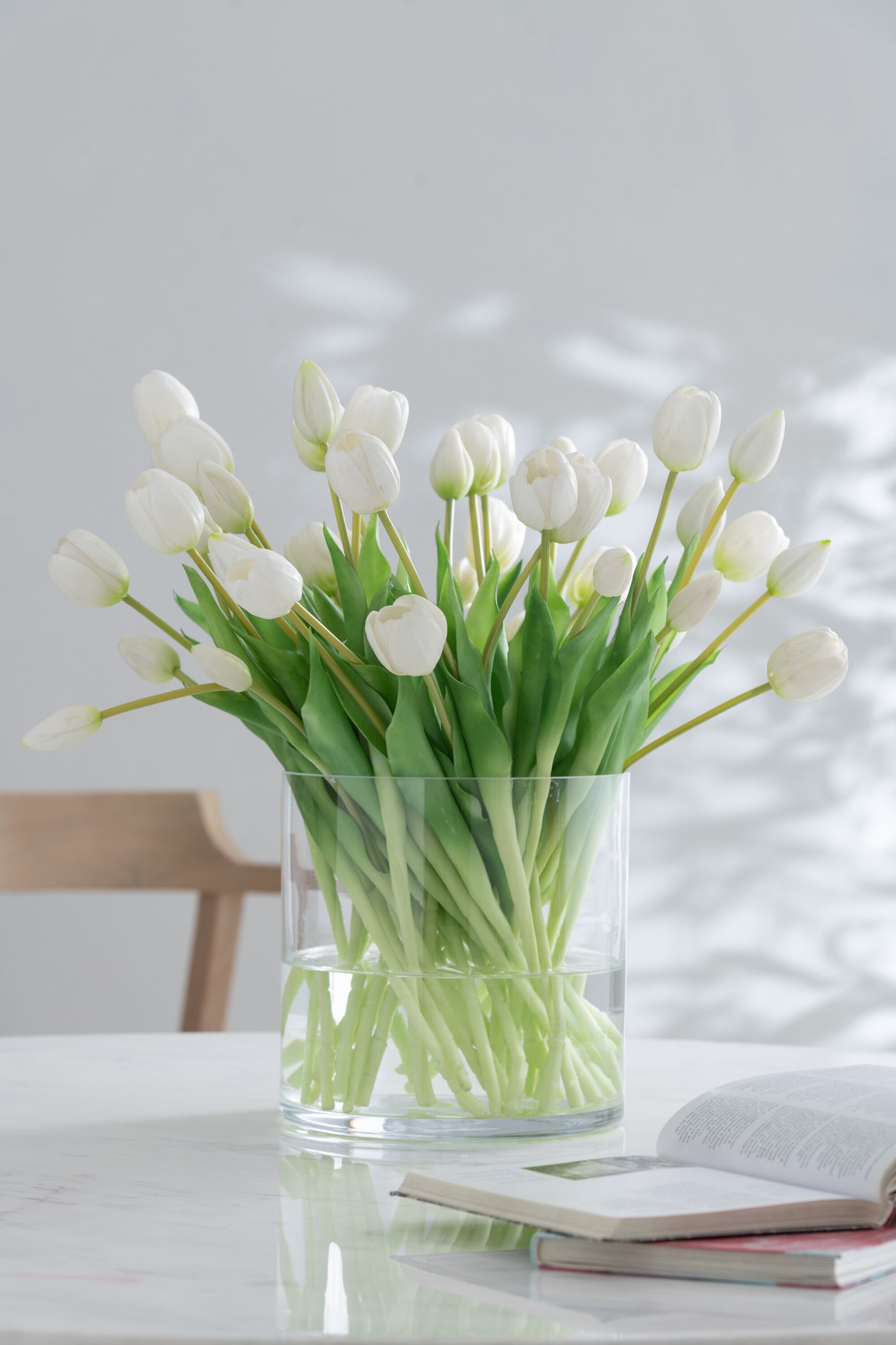 J-LINE BOUQUET TULIPS 7PIECES PU WHITE LARGE - Tuincentrum Lopik