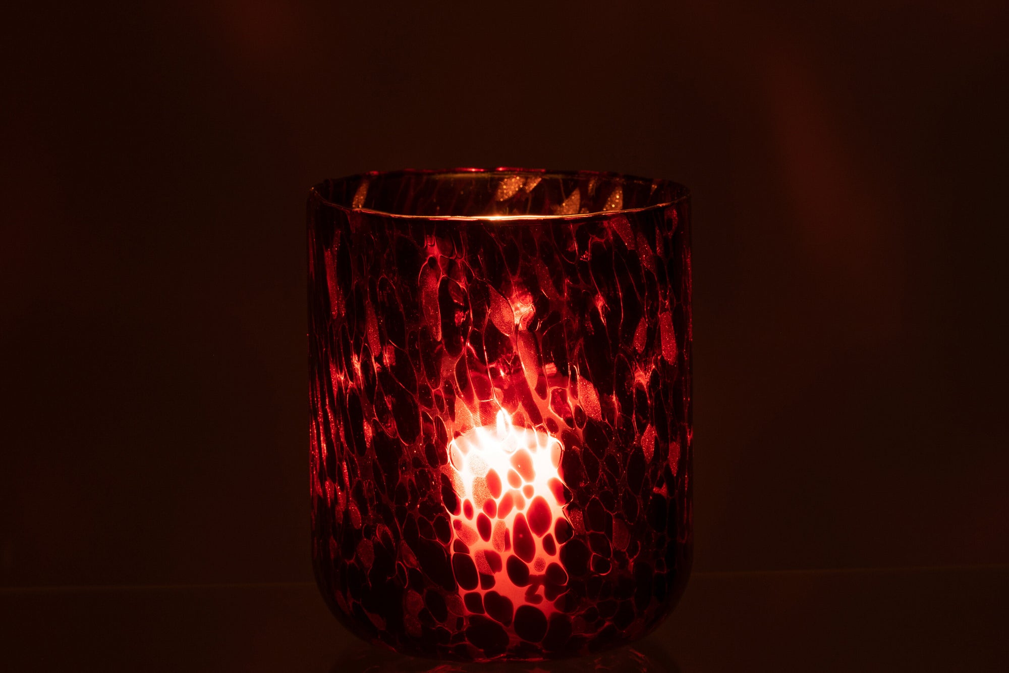 J-LINE HURRICANE SPOTTED GLASS RED/BLACK LARGE - Tuincentrum Lopik