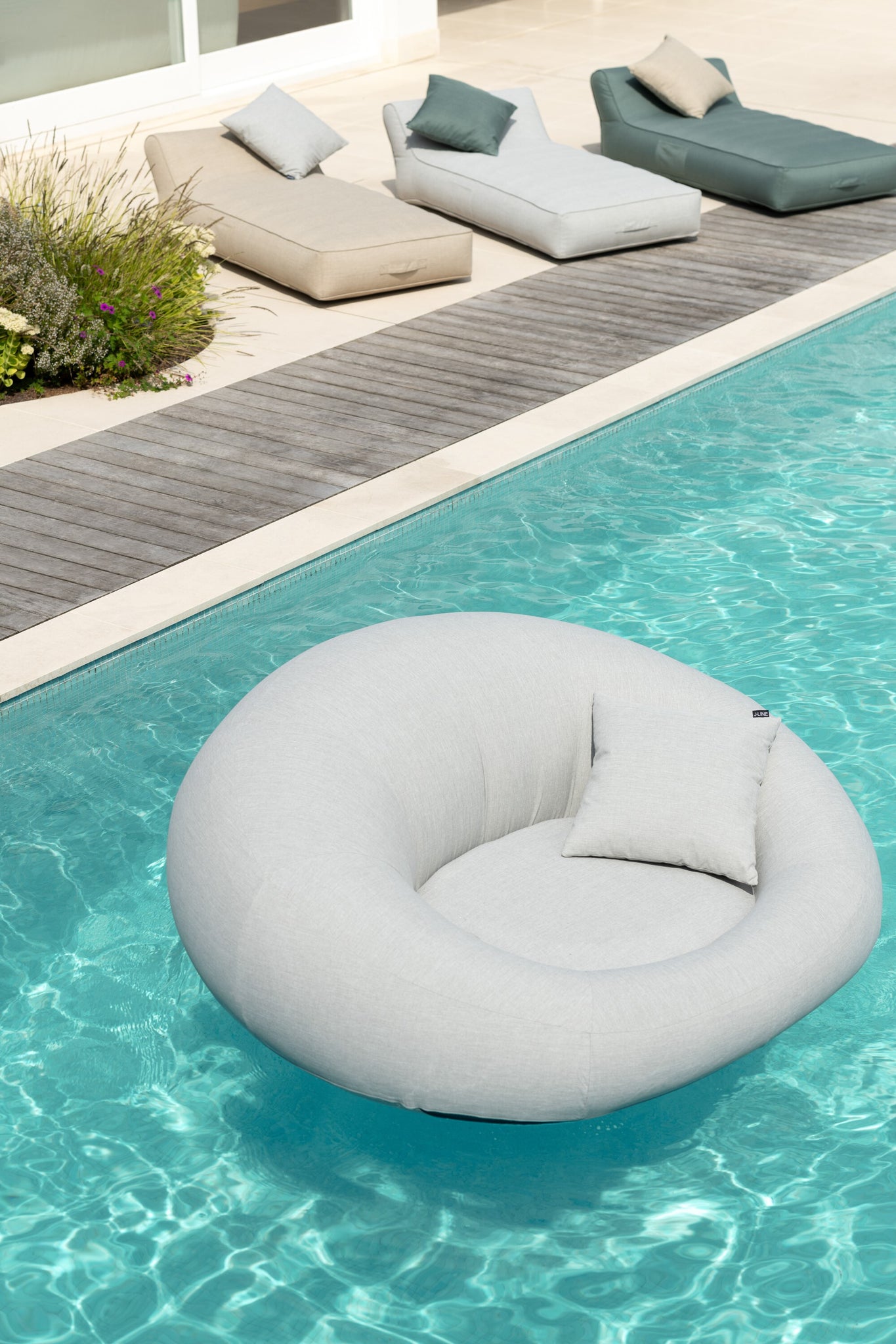 J-LINE MATRAS DONUT – POLYPROPYLEEN GRIJS - Tuincentrum Lopik