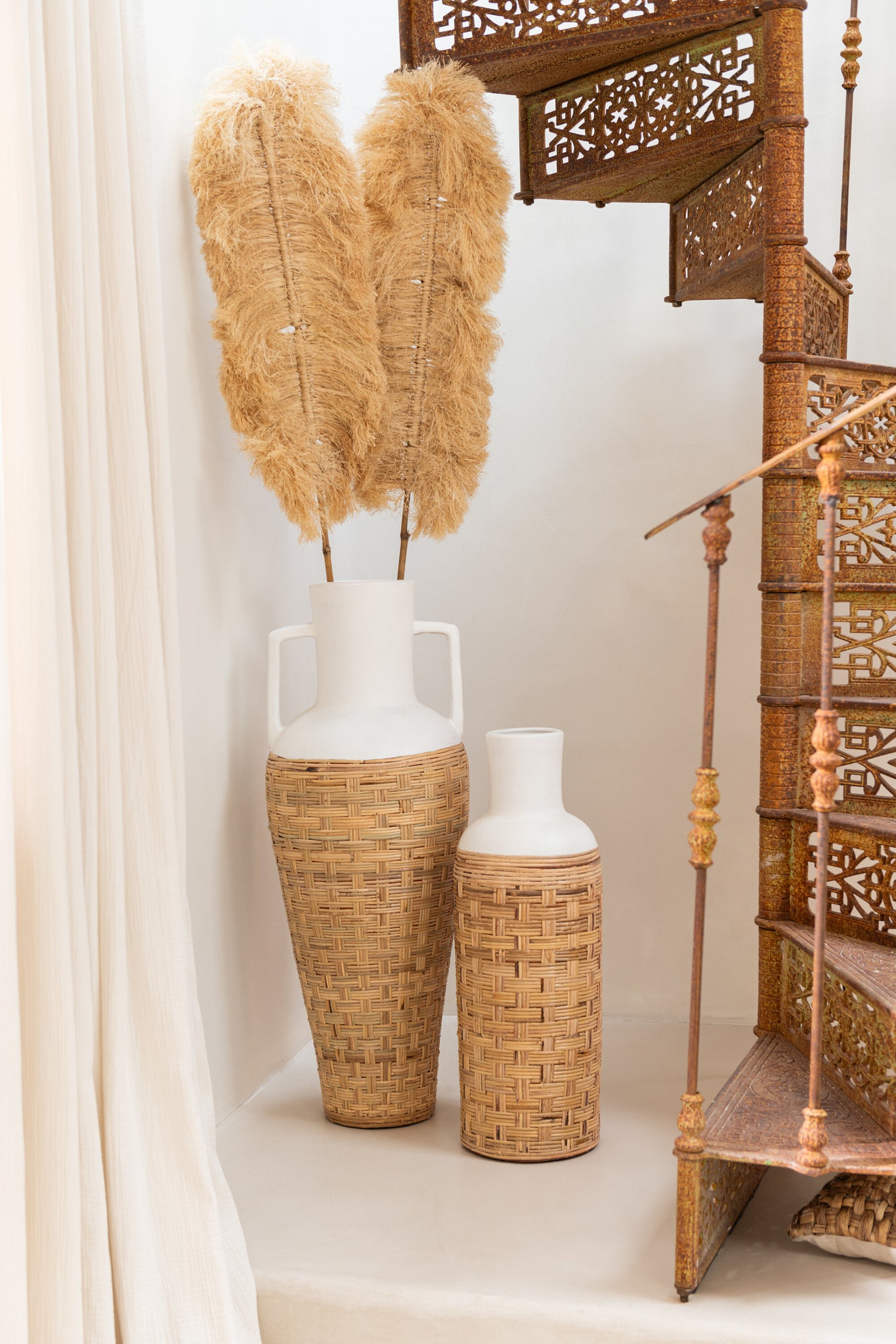J-LINE VASE WEAVING+HANDLES TERRACOTA/RATTAN WHITE/NATURAL - Tuincentrum Lopik