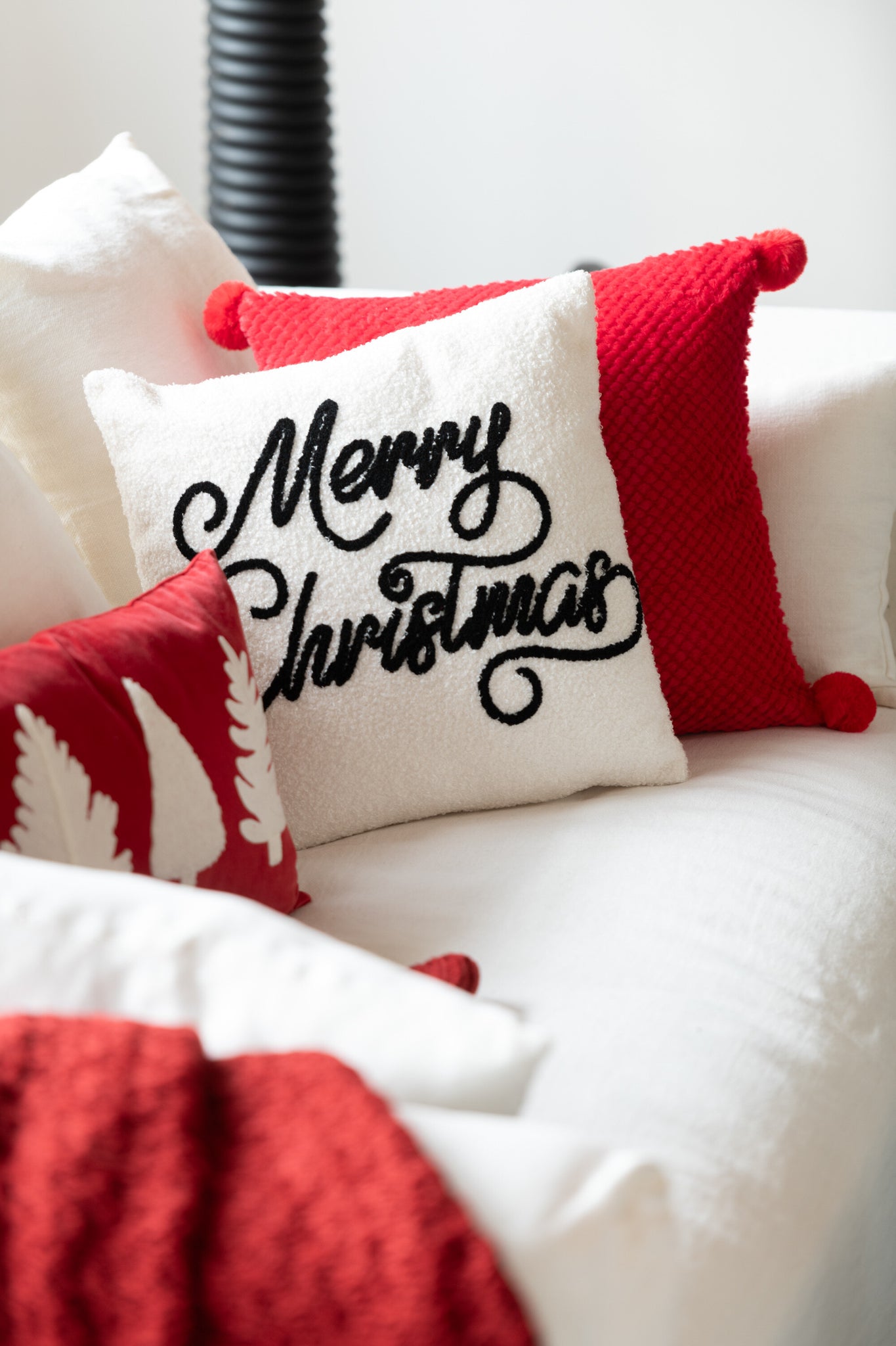 Cushion Rectangle Christmas Trees Texture Velvet Red/White - Tuincentrum Lopik
