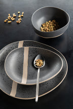 J-LINE BOX CUTLERY C 24-DELIG ROESTVRIJ STAAL GLANZEND ZWART - Tuincentrum Lopik