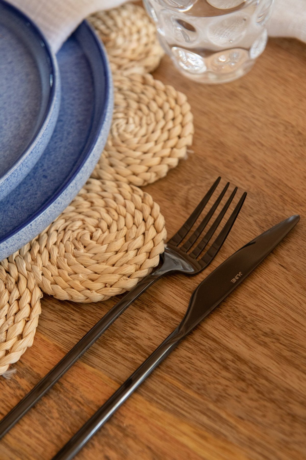 J-LINE BOX CUTLERY C 24-DELIG ROESTVRIJ STAAL GLANZEND ZWART