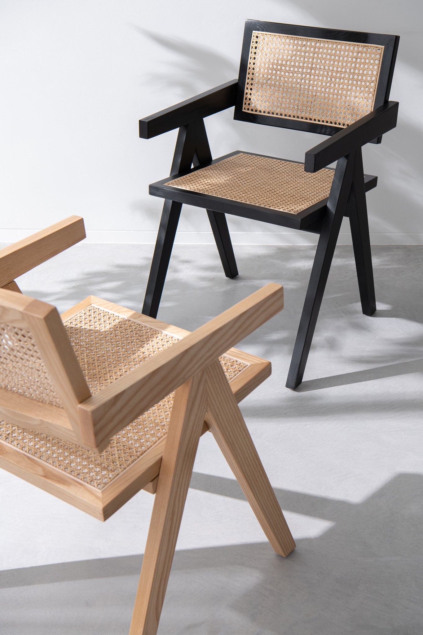 J-LINE STOEL GRID ESSENHOUT/ROTAN ZWART - Tuincentrum Lopik