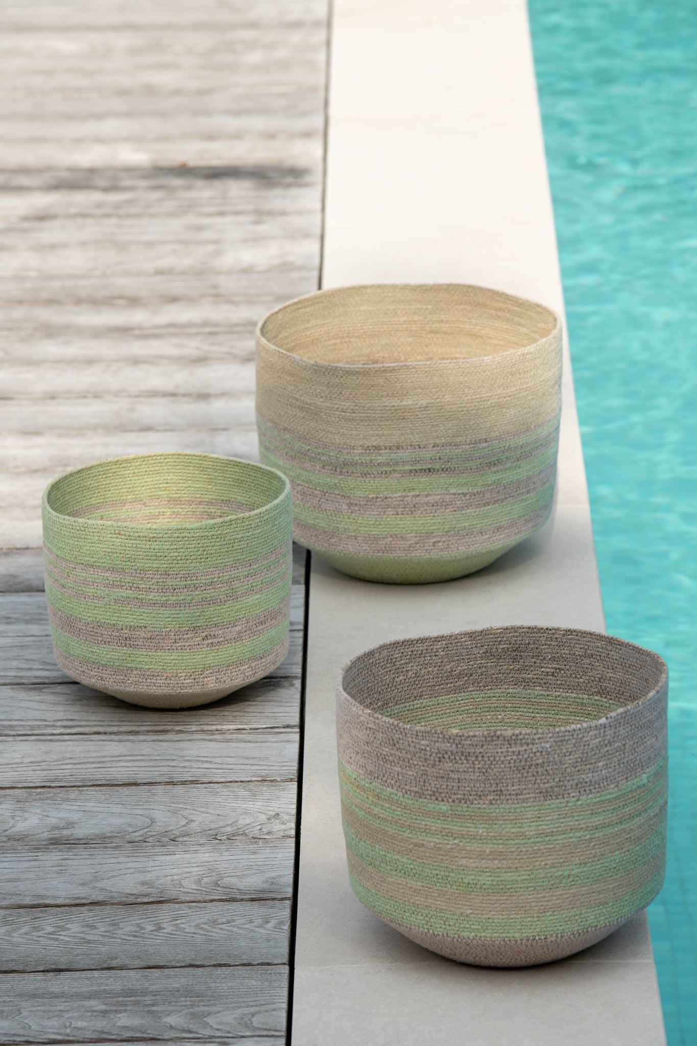 J-LINE SET OF 3 BASKET STRIPES SEAGRASS NATURAL/GREEN - Tuincentrum Lopik