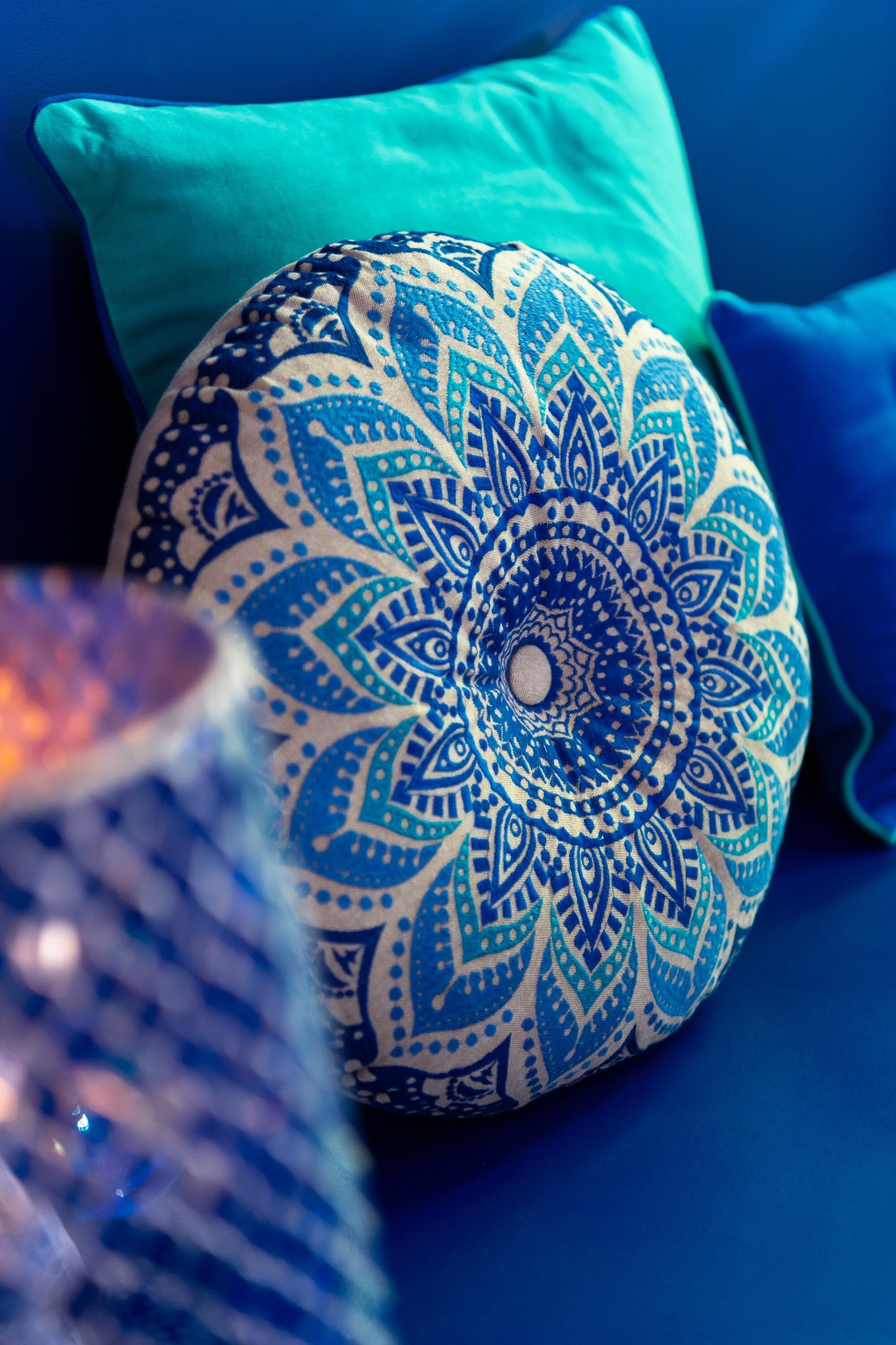 Rond vloerkussen met bloemmotief, katoen, turkoois/blauw - set van 2 - Tuincentrum Lopik