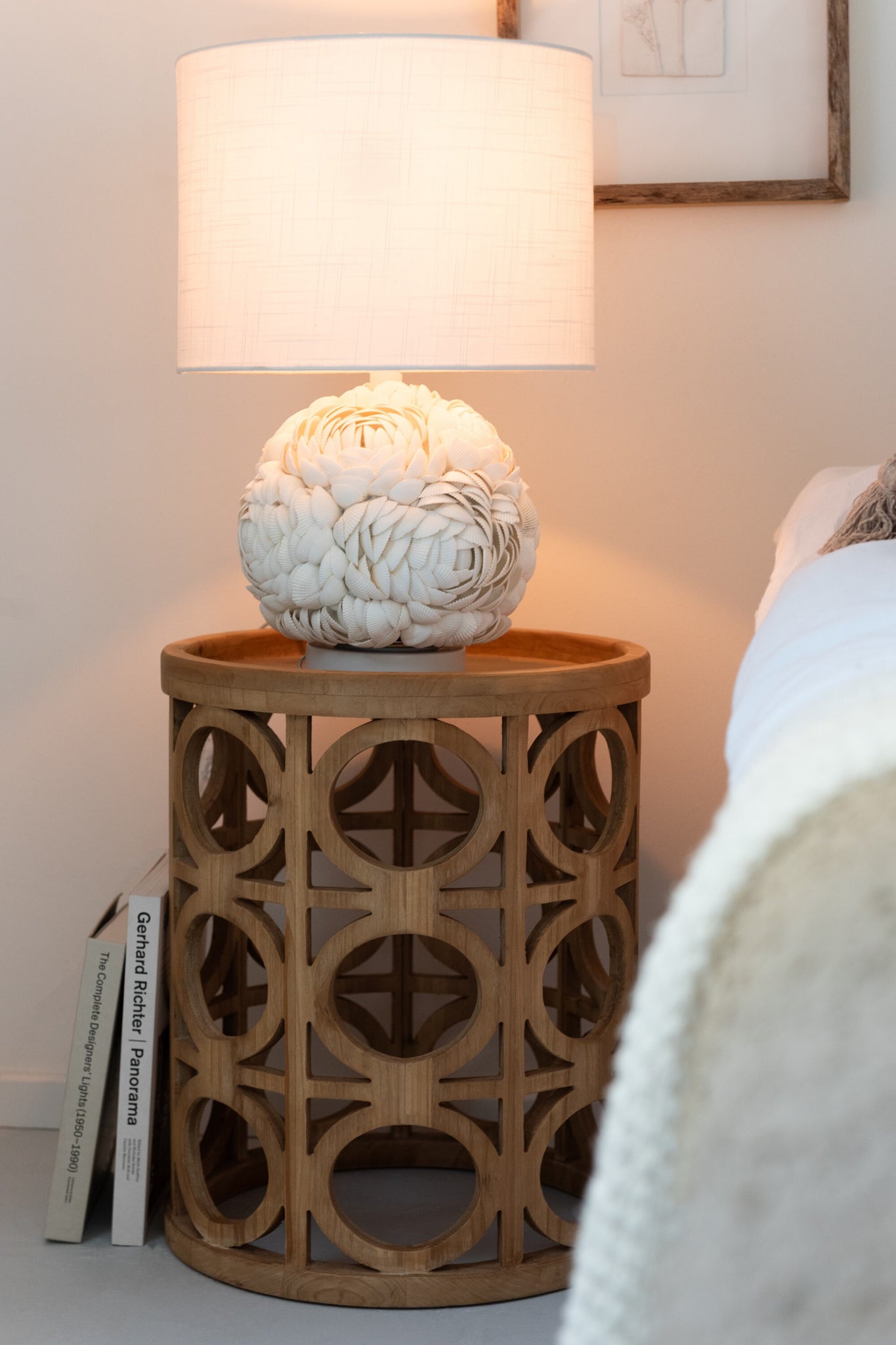 J-LINE TAFELLAMP SCHELP WIT GROOT - Tuincentrum Lopik