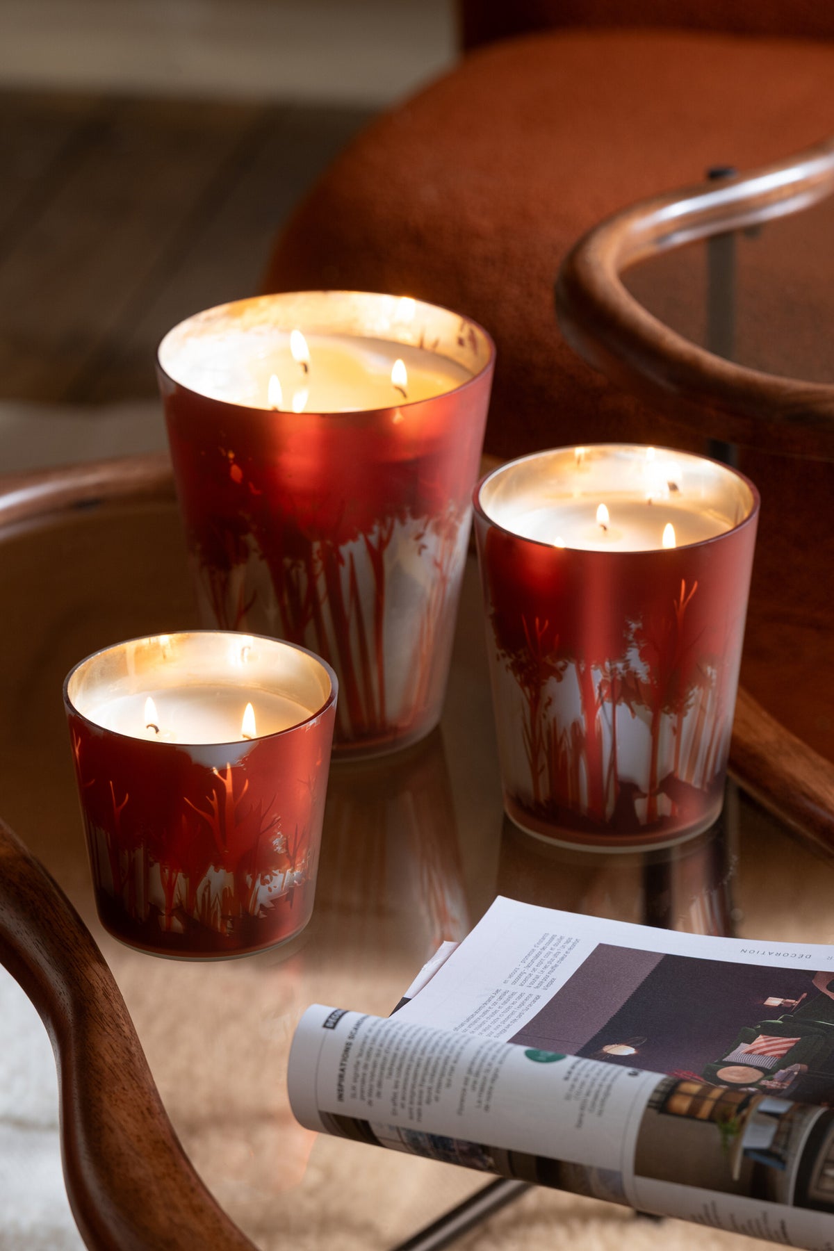 Scented Candle Noa Forest Soya Red/Gold Colored Medium-68H - Tuincentrum Lopik