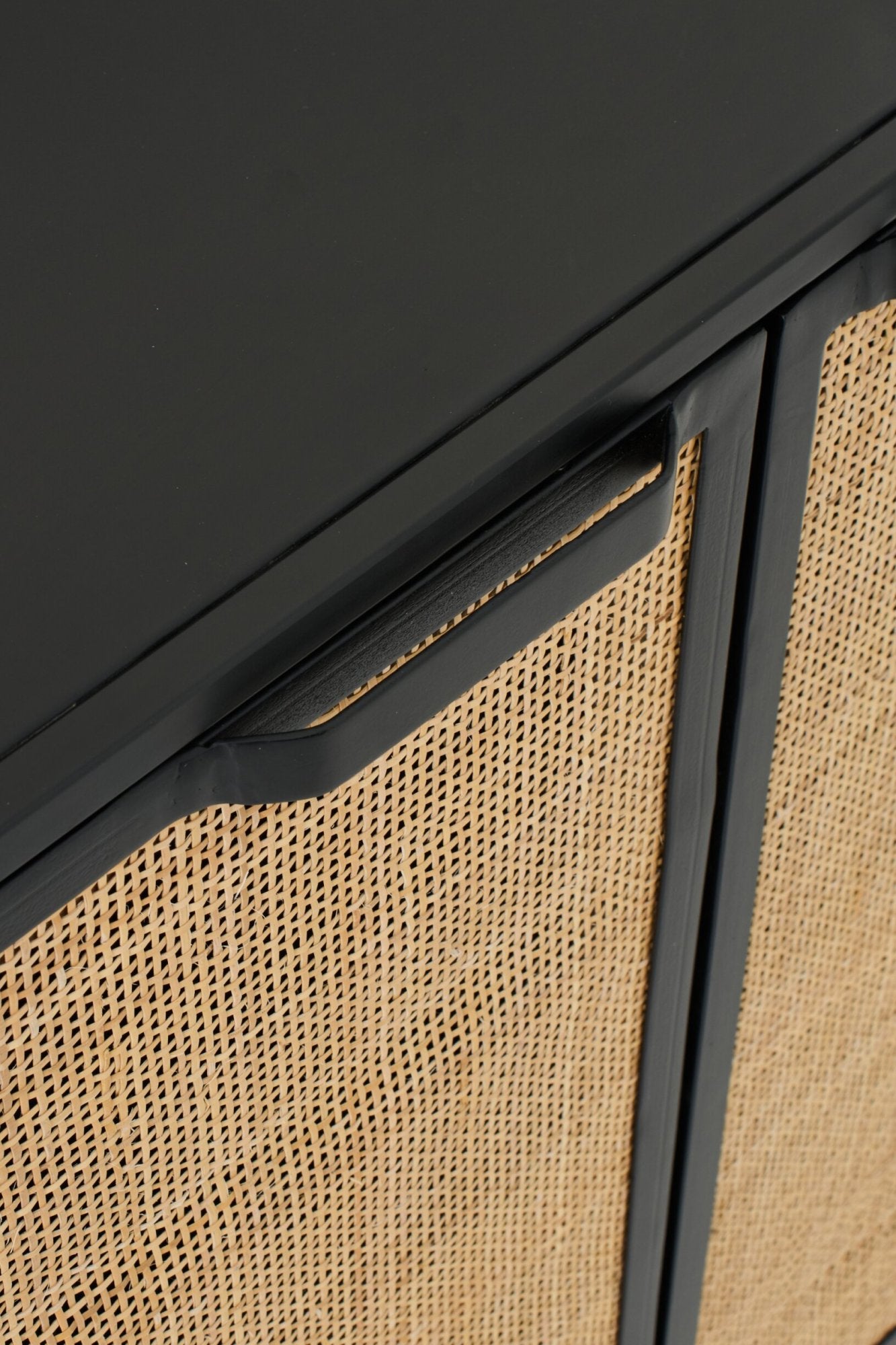 J-LINE KAST MET VLECHTWERK PANELEN IJZER ZWART/NATUREL