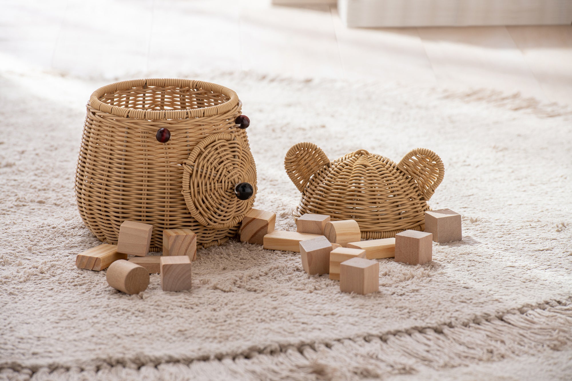 J-LINE BASKET BEAR SYNTHETIC NATURAL