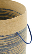 J-LINE MAND MET HANDVAT + DEKSEL GESTREEPT ZEEGRAS NATUREL/BLAUW 51X51XH60CM - Tuincentrum Lopik