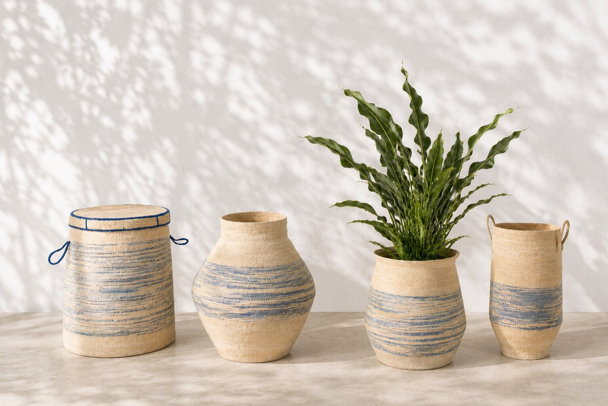 J-LINE MAND MET HANDVAT + DEKSEL GESTREEPT ZEEGRAS NATUREL/BLAUW 51X51XH60CM