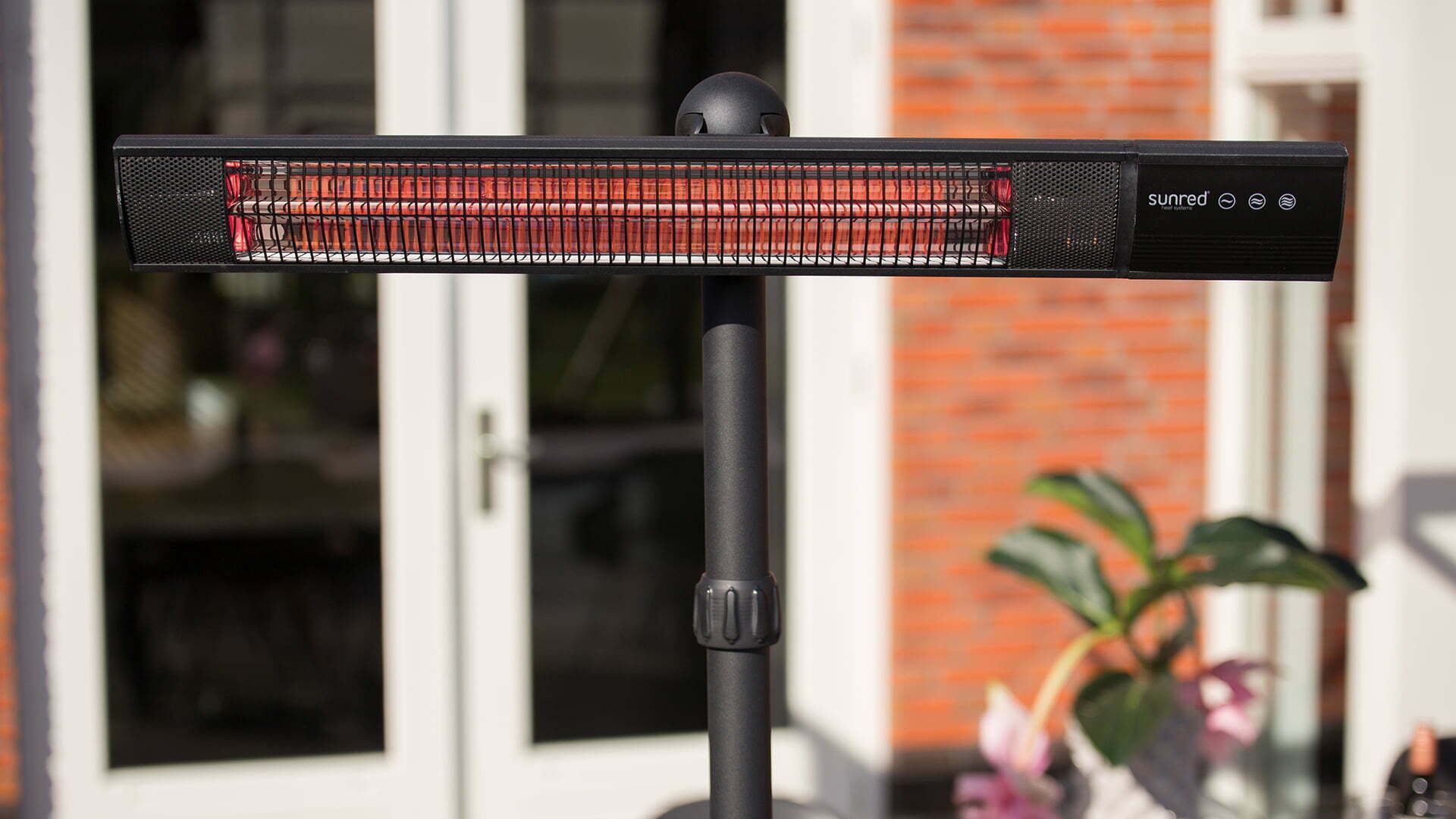 SUNRED DARK STAAND ZWART 2500 WATT
