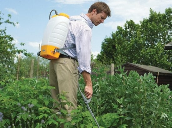  RUGSPUIT PLUS 16 LITER