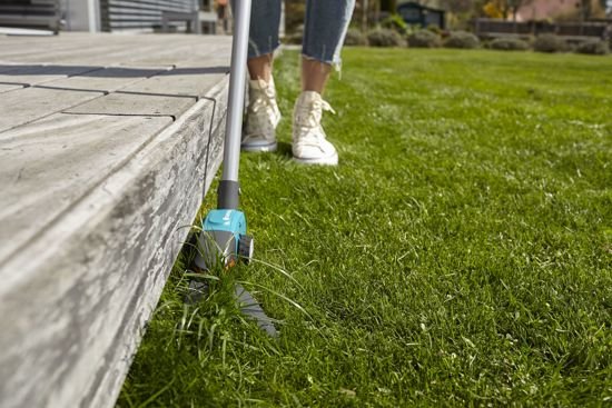 COMFORT GRASSCHAAR OP STEEL EN DRAAIBAAR
