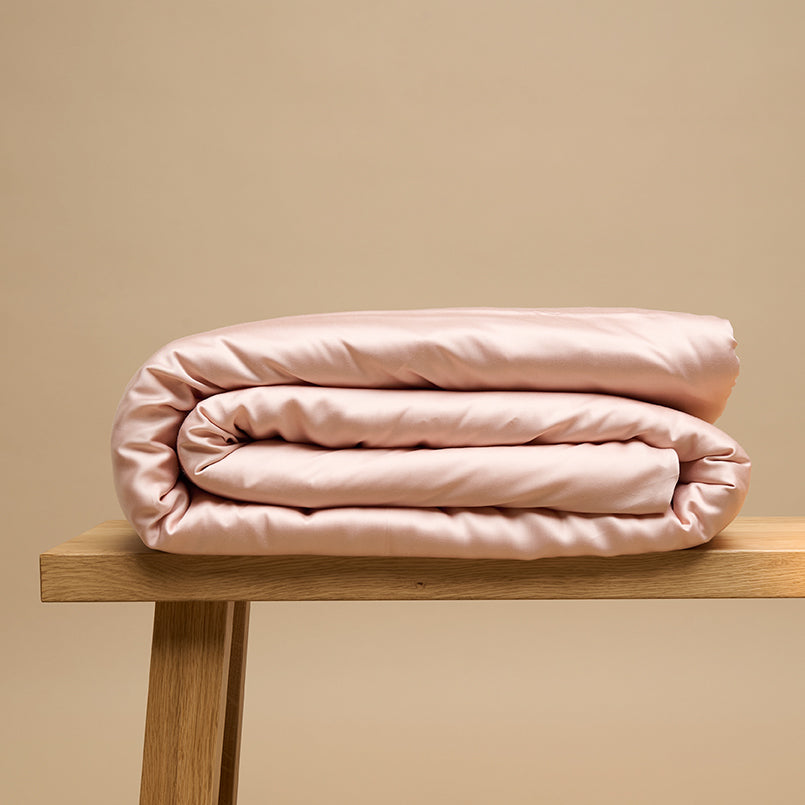 COCO & CICI ECO BAMBOE DEKBEDOVERTREK POWDER PEACH QUEEN 200 X 220 CM + 2 KUSSENSLOPEN 60 X 70 CM