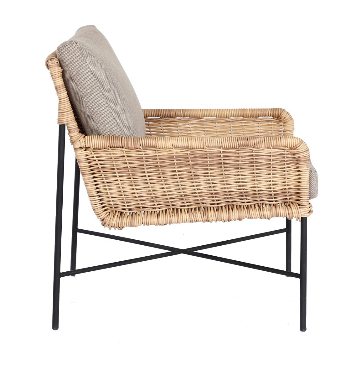 ESTORIL LOUNGESTOEL ZWART RATTAN