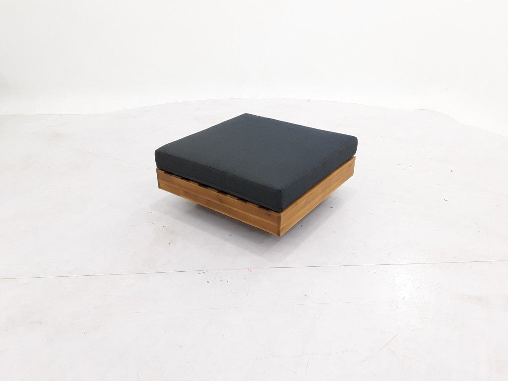 LOS ANGELES LOUNGE TABLE 984 ACACIA LIGHT TEAK LOOK STAAL ZWART 75X75X21.5CM