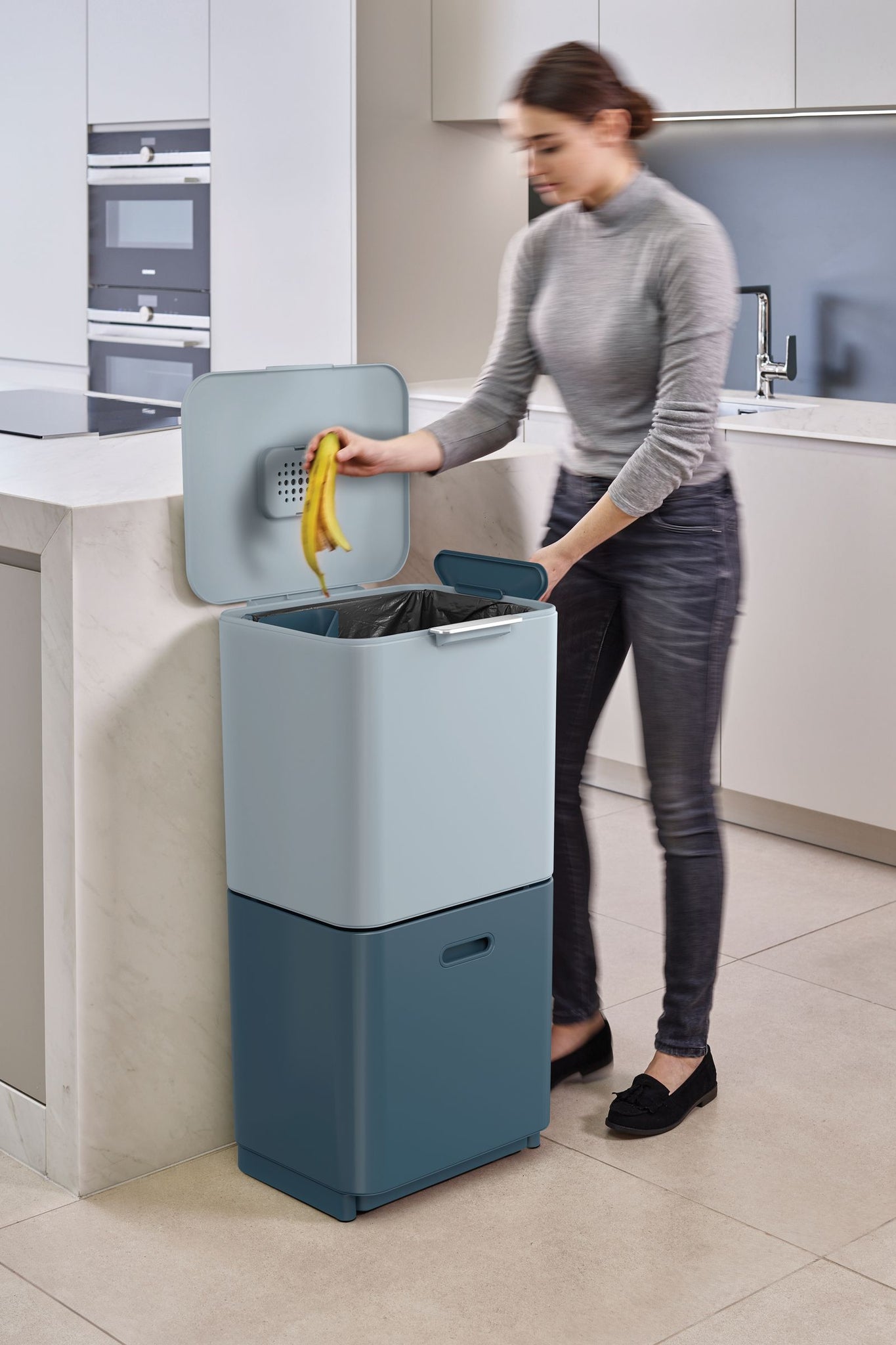 JOSEPH JOSEPH TOTEM MAX PRULLENBAK 60 LITER EDITIONS SKY