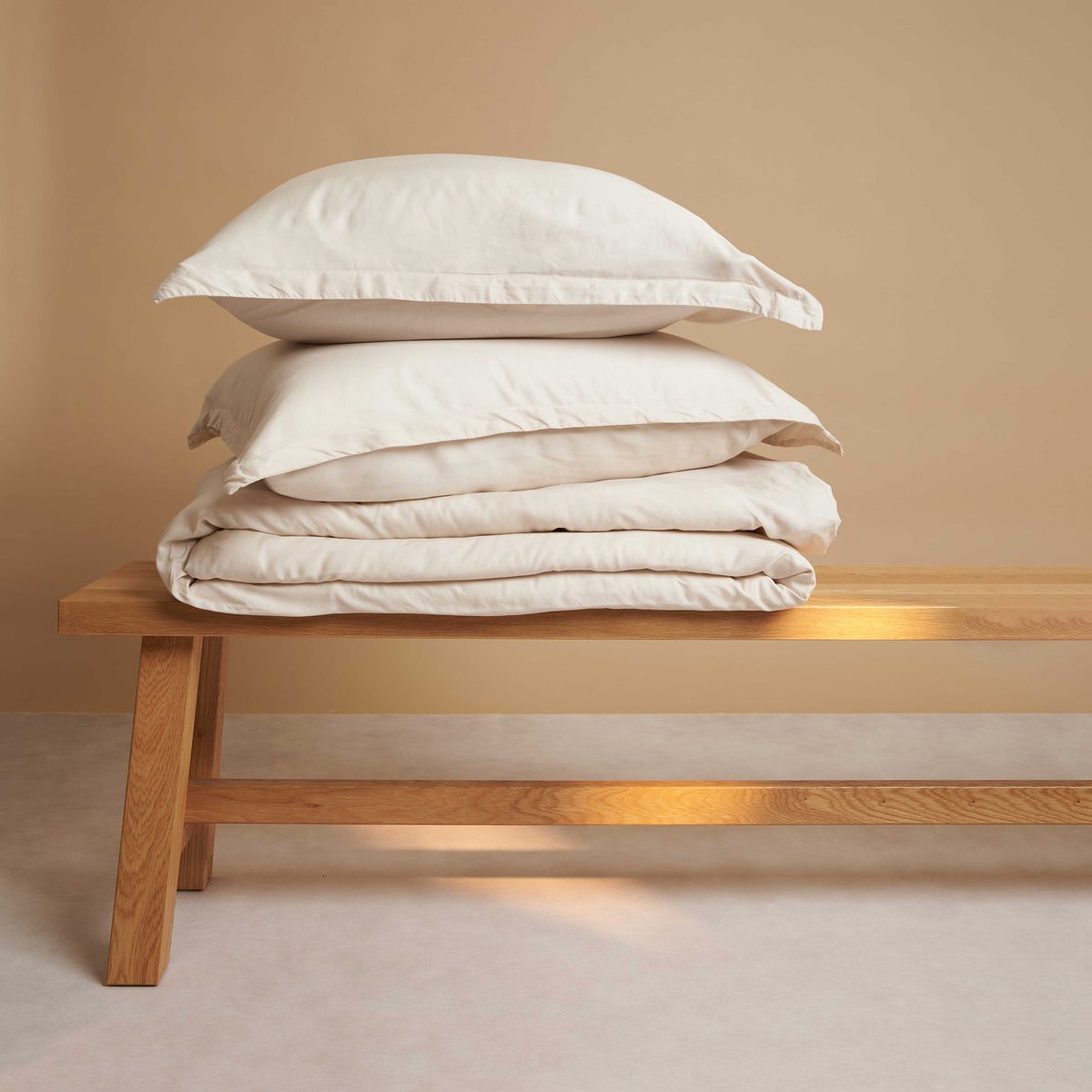 COCO & CICI TENCEL TWILL DEKBEDOVERTREK BEIGE LITS JUMEAUX 260 X 220 CM + 2 KUSSENSLOPEN 60 X 70 CM