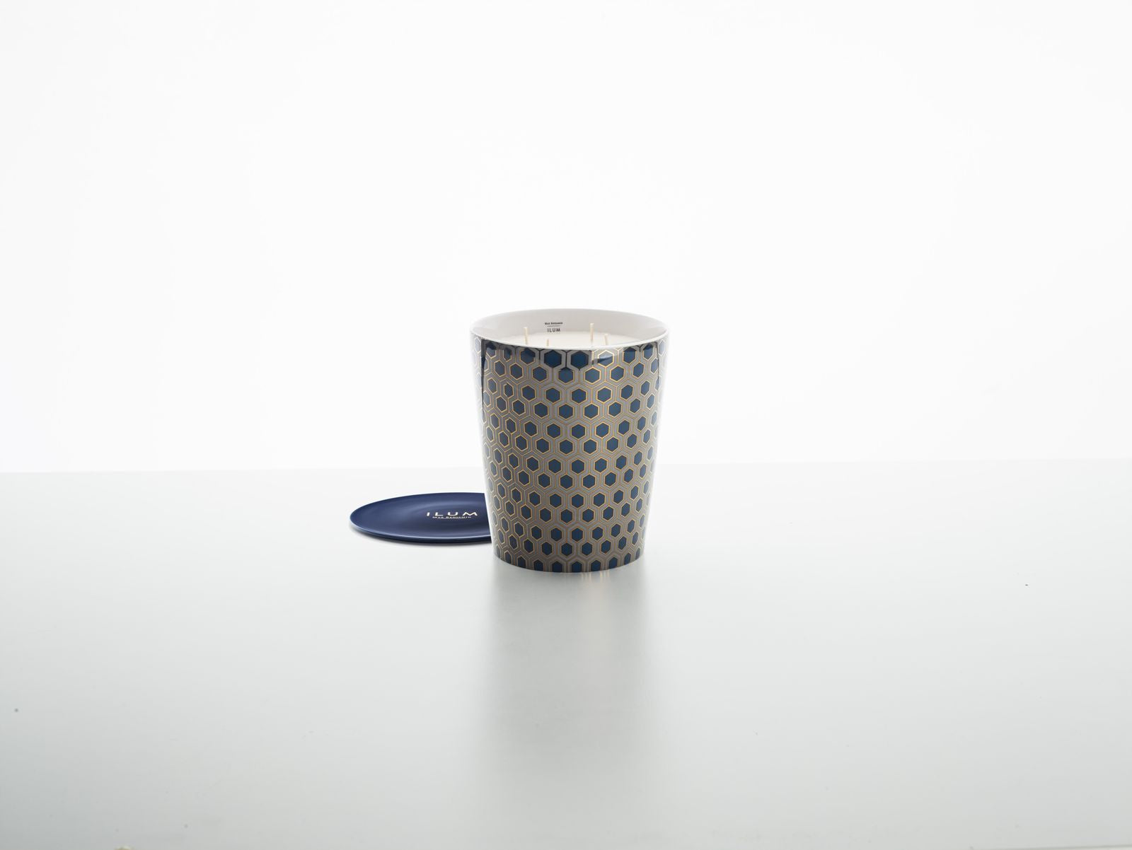 MAX BENJAMIN ILUM COLOGNE RETRO GEURKAARS MEDIUM