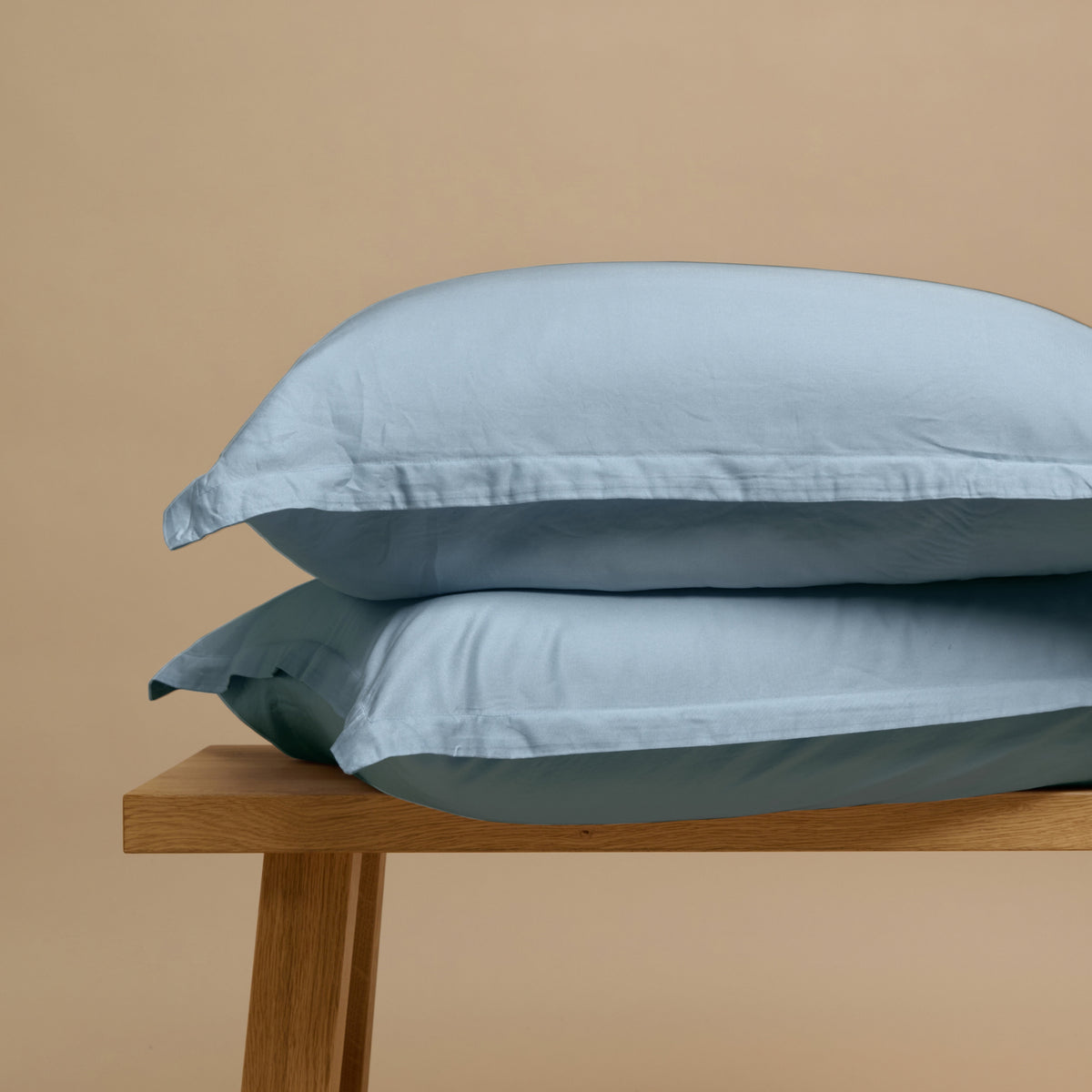 COCO & CICI TENCEL SATEEN KUSSENSLOOP JEANS BLAUW 60 X 70 CM