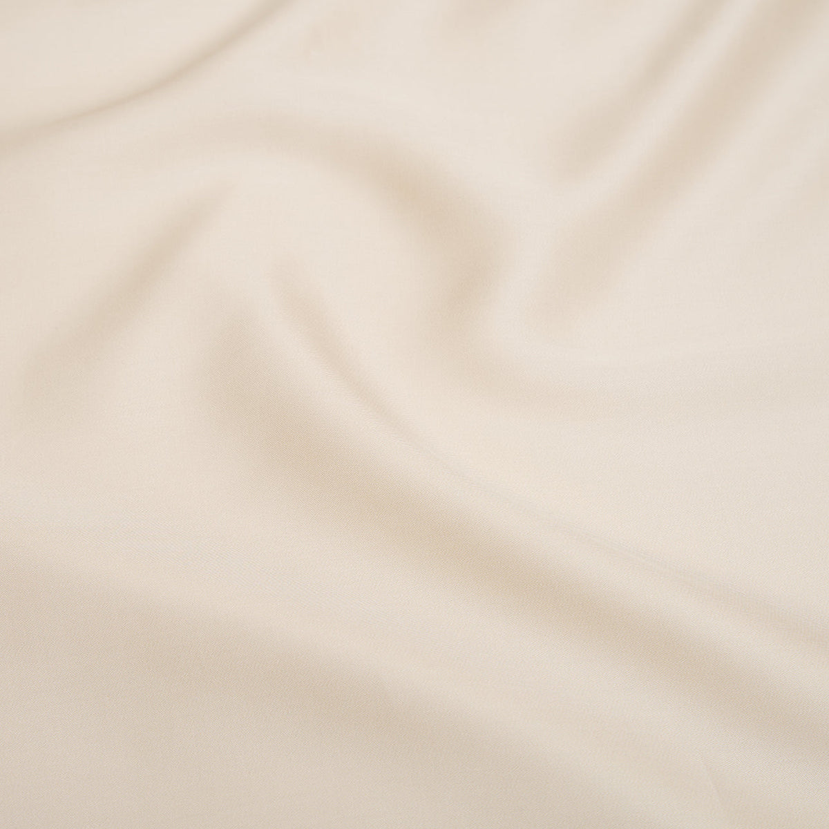 COCO & CICI TENCEL SATEEN KUSSENSLOOP WIT ZAND