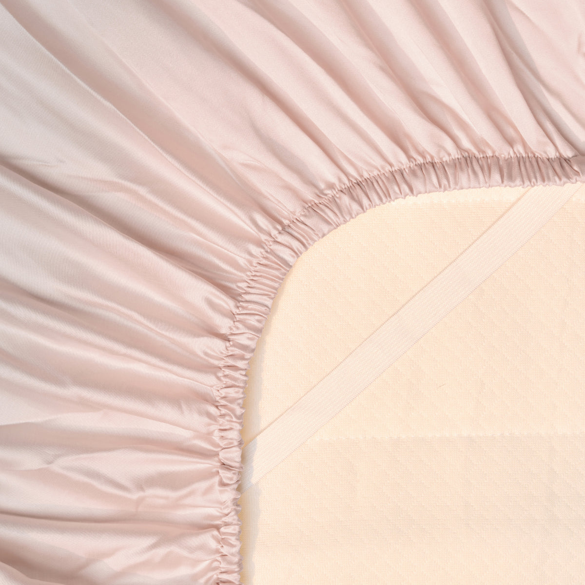 COCO & CICI TENCEL TWILL HOESLAKEN LICHTROZE 160 X 200 X 30 CM