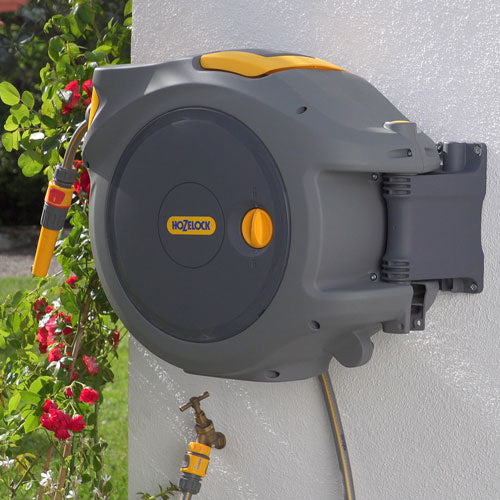  AUTO REEL WANDSLANGBOX + 25 M SLANG, KOPPELINGEN EN TUINSPUIT