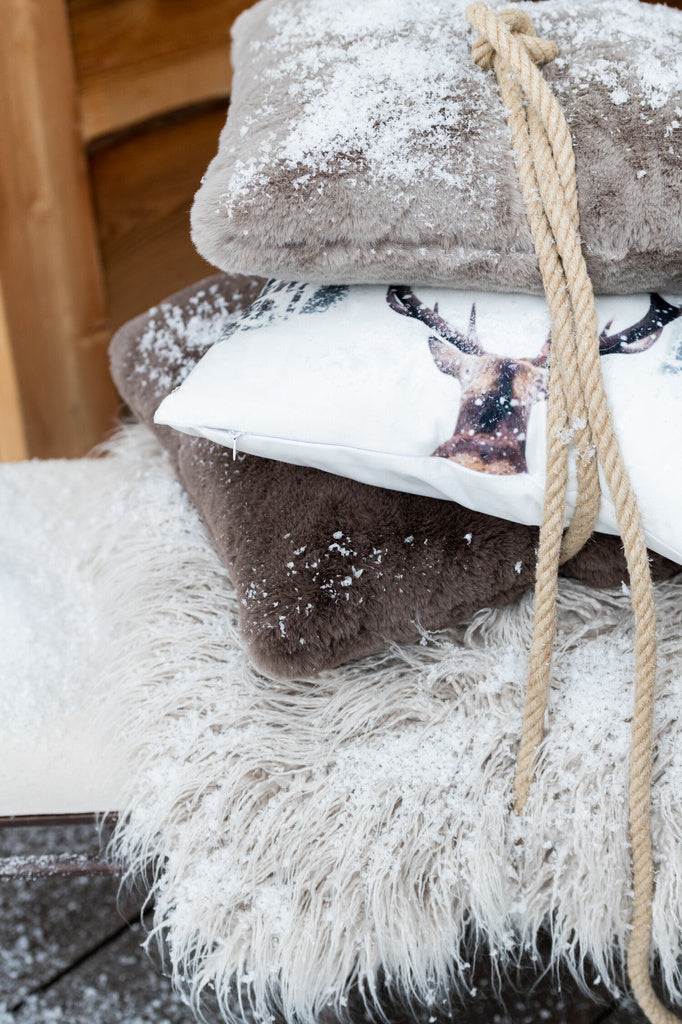 J-LINE KUSSEN CUTIE – POLYESTER/ACRYL – MUIZENGRIJS – 45 CM