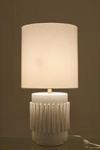 Witte keramische tafellamp