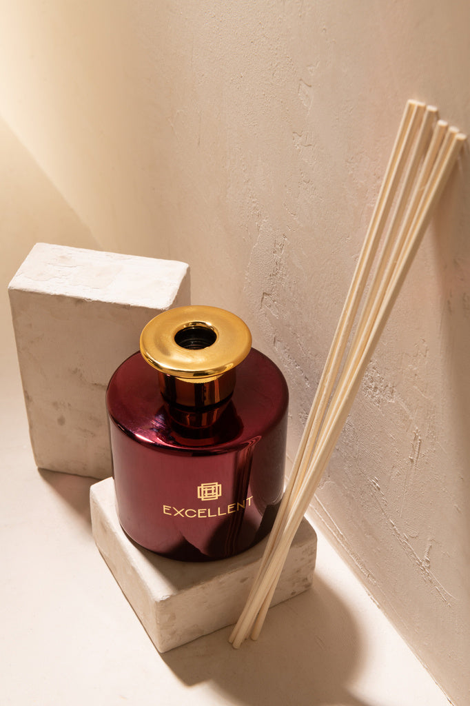 J-LINE GEUROLIE + GEURSTOKJES EXCELLENT ROSE CHAMPAGNE – WIJNROOD