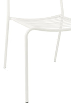 Witte gestreepte metalen tuinstoel